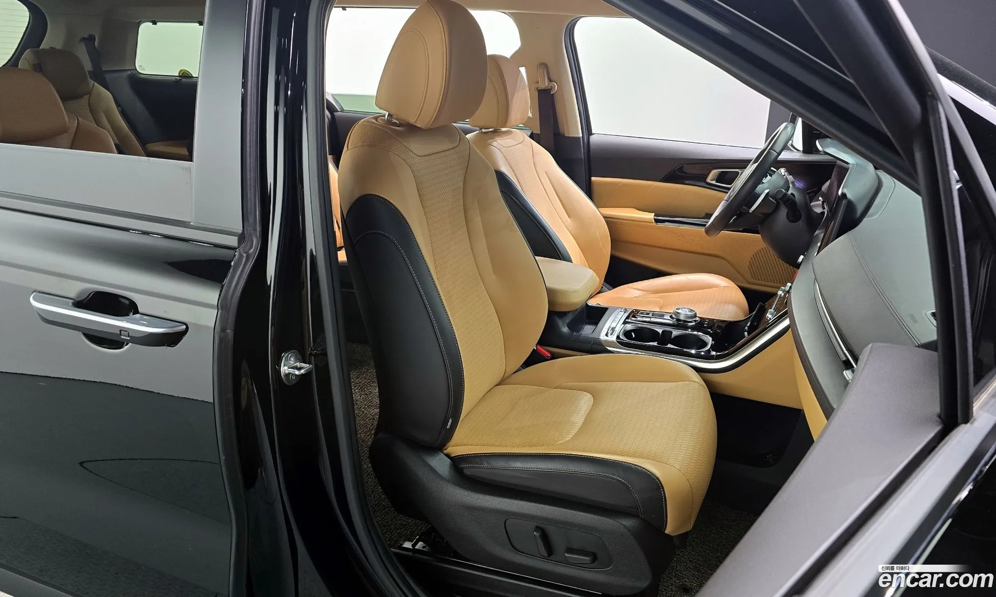 Kia Carnival 2023 — 13