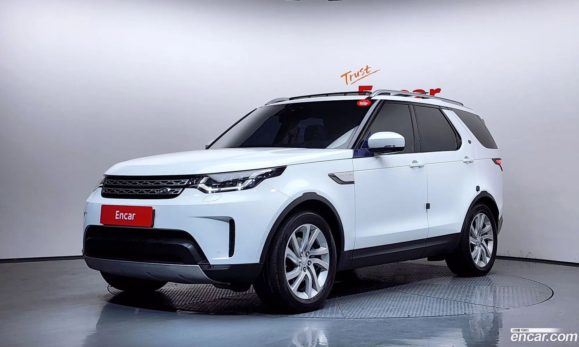 Land Rover Discovery 5 2018 SALRA2BK3JA062138 — 19