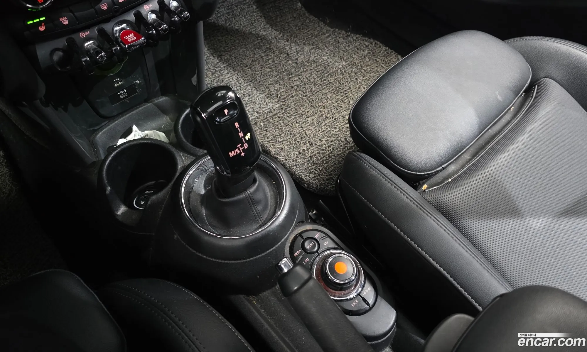 Mini Cooper 2021 WMWXV7107M2N93113 — 10