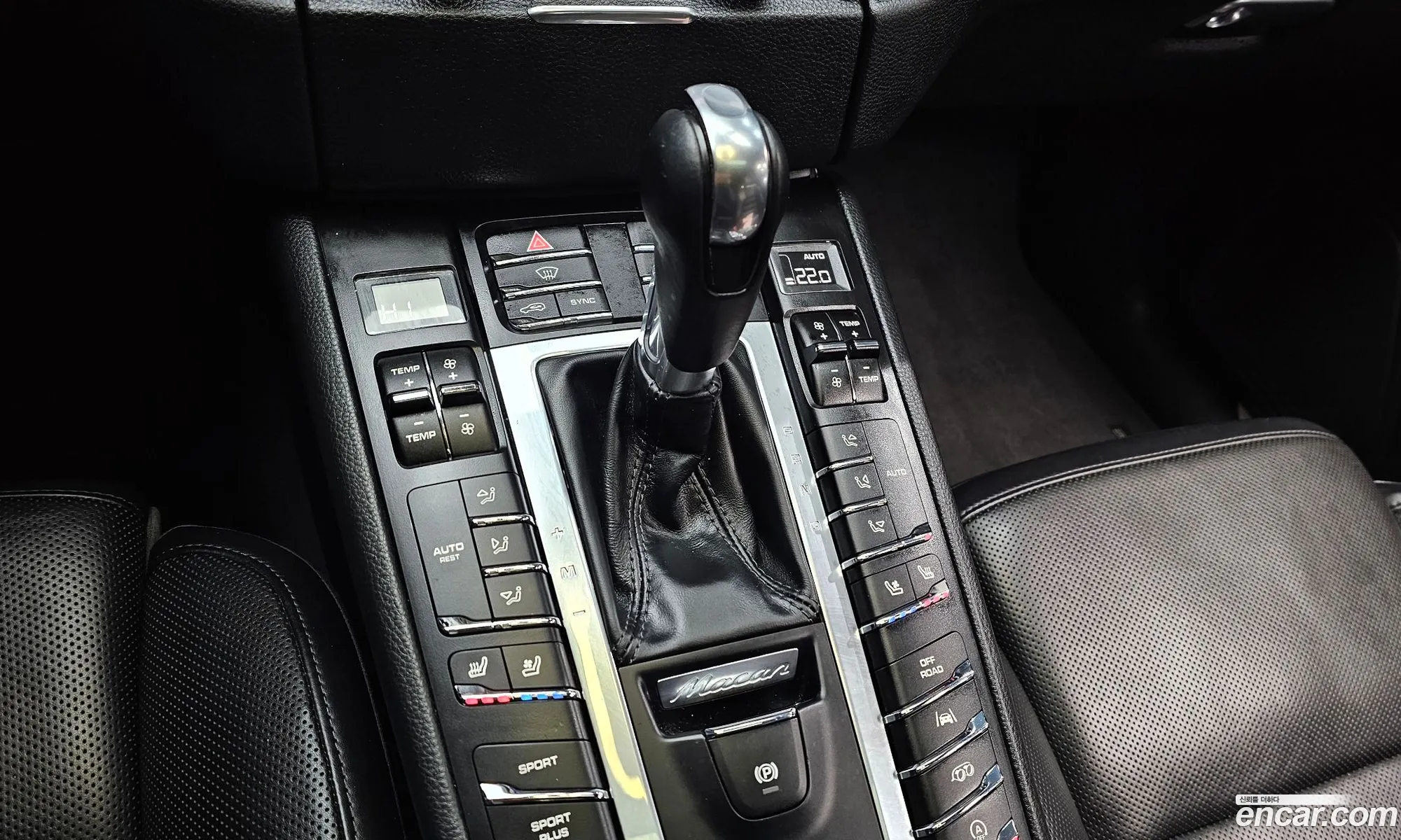 Porsche Macan 2018 WP1AG2957JLB63365 — 4