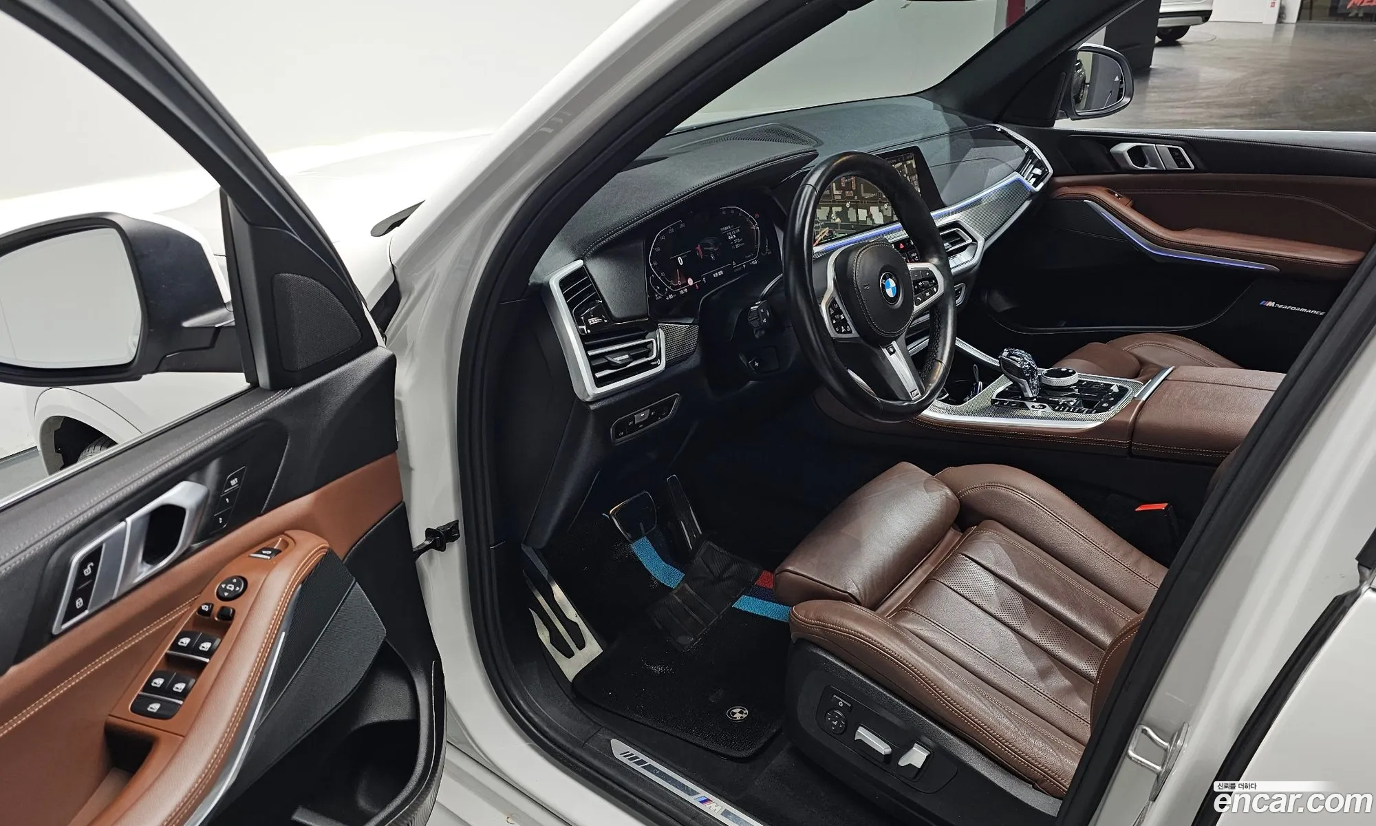 BMW X5 2022 WBAJU8104N9K24510 — 4