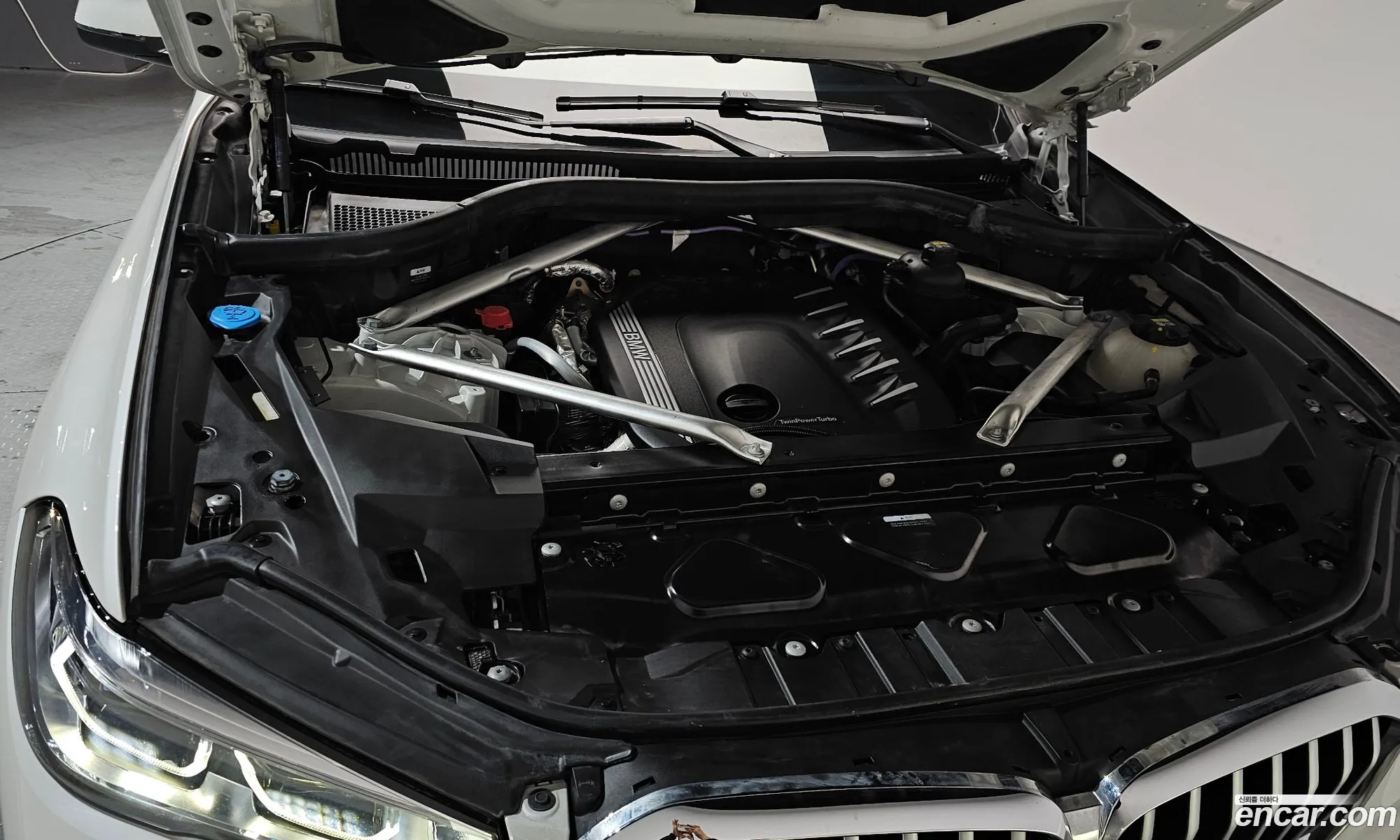 BMW X5 2022 WBAJU8104N9K24510 — 14
