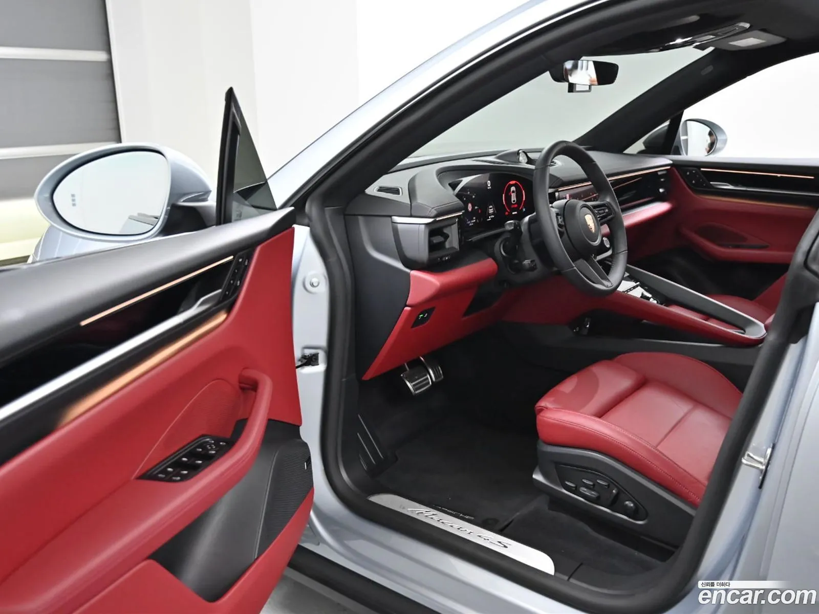 Porsche Macan EV 2025 — 6
