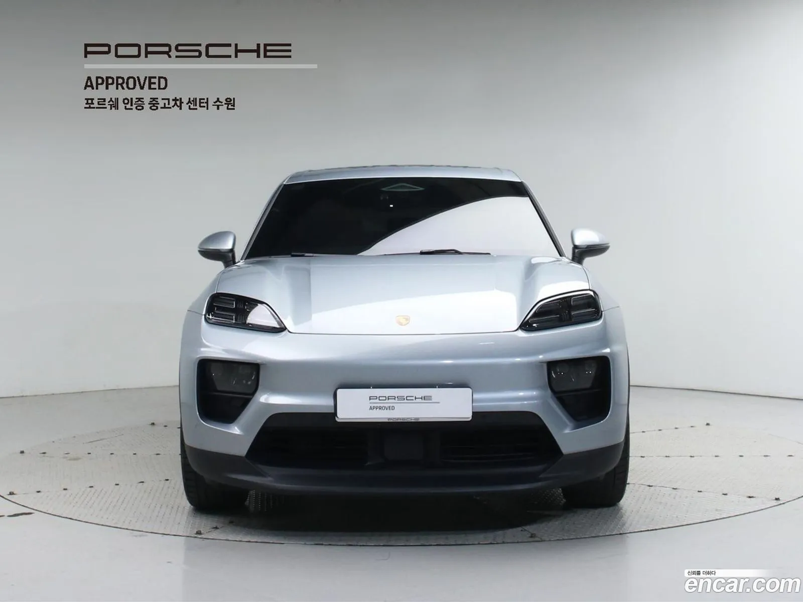 Porsche Macan EV 2025 — 11
