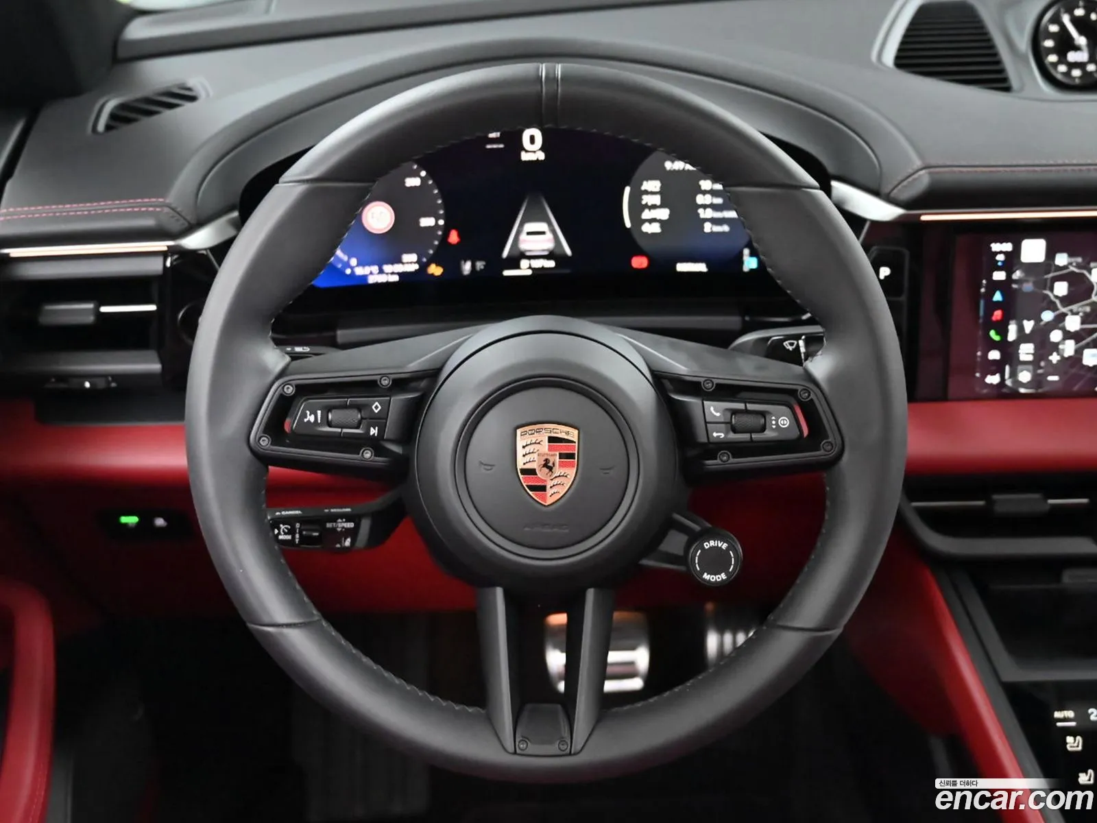 Porsche Macan EV 2025 — 4
