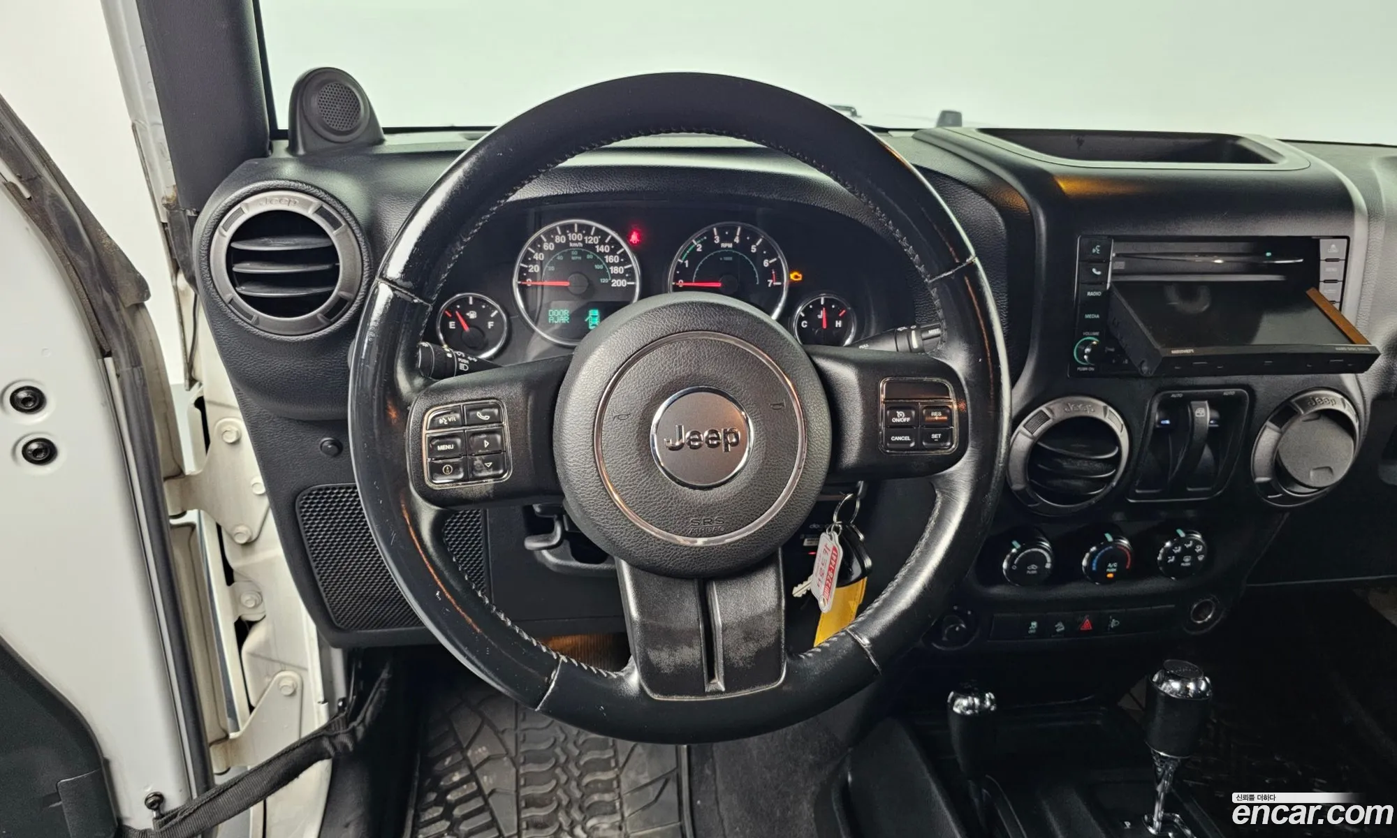 Jeep Wrangler 2013 — 11