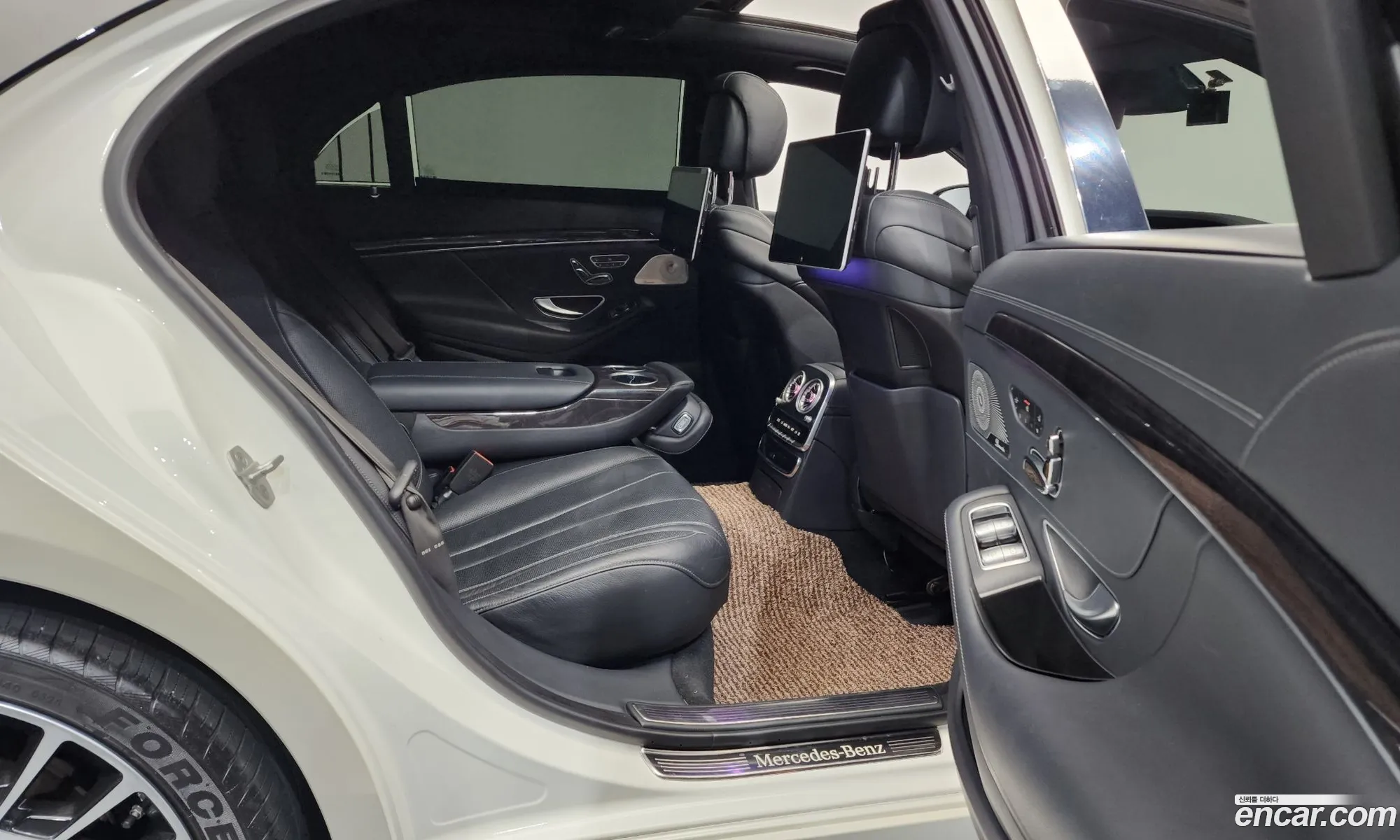 Mercedes-Benz S-Class W222 2016 WDDUG3DB9GA258456 — 5