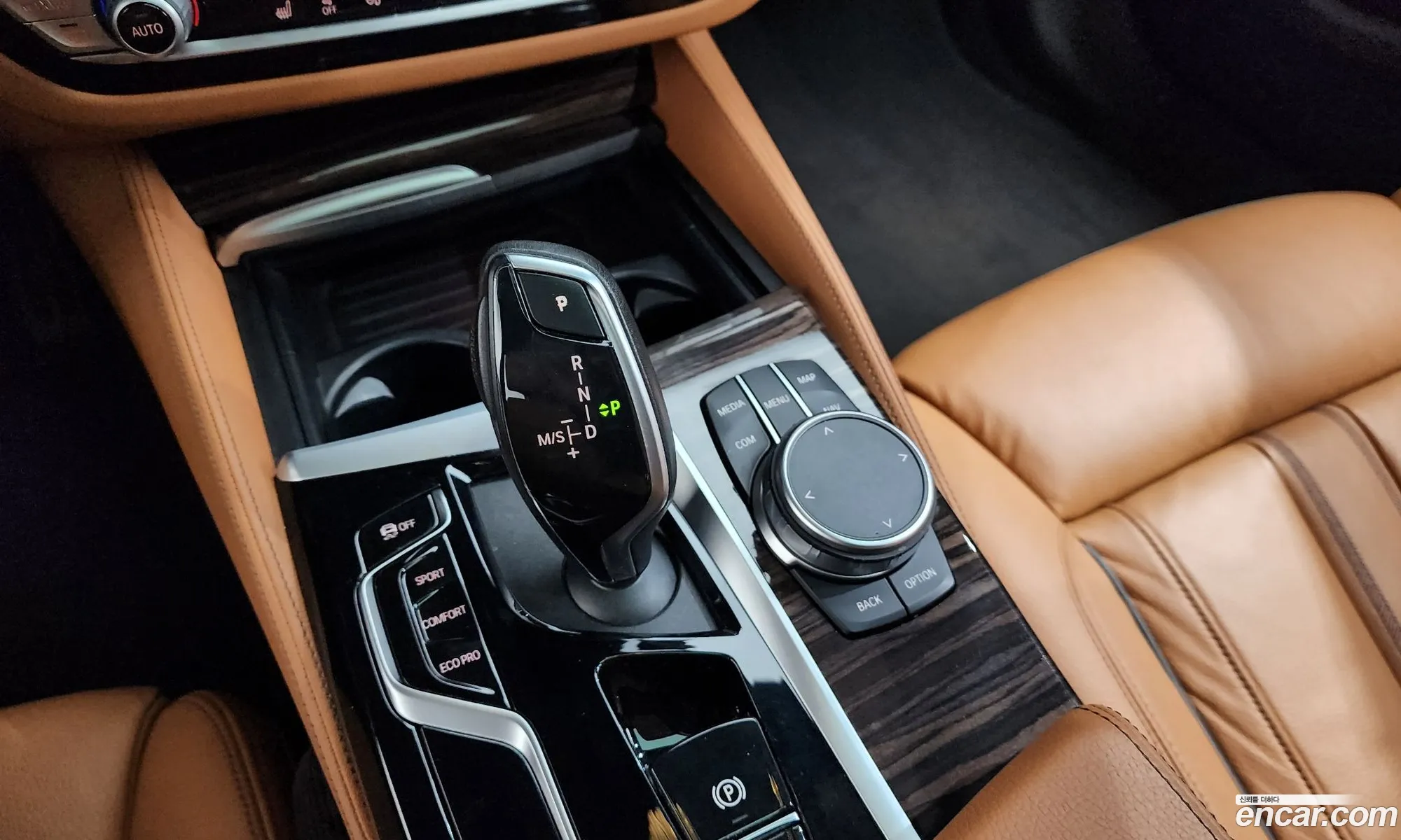 BMW 5 Series 2022 WBA11BH0XNCJ30971 — 3