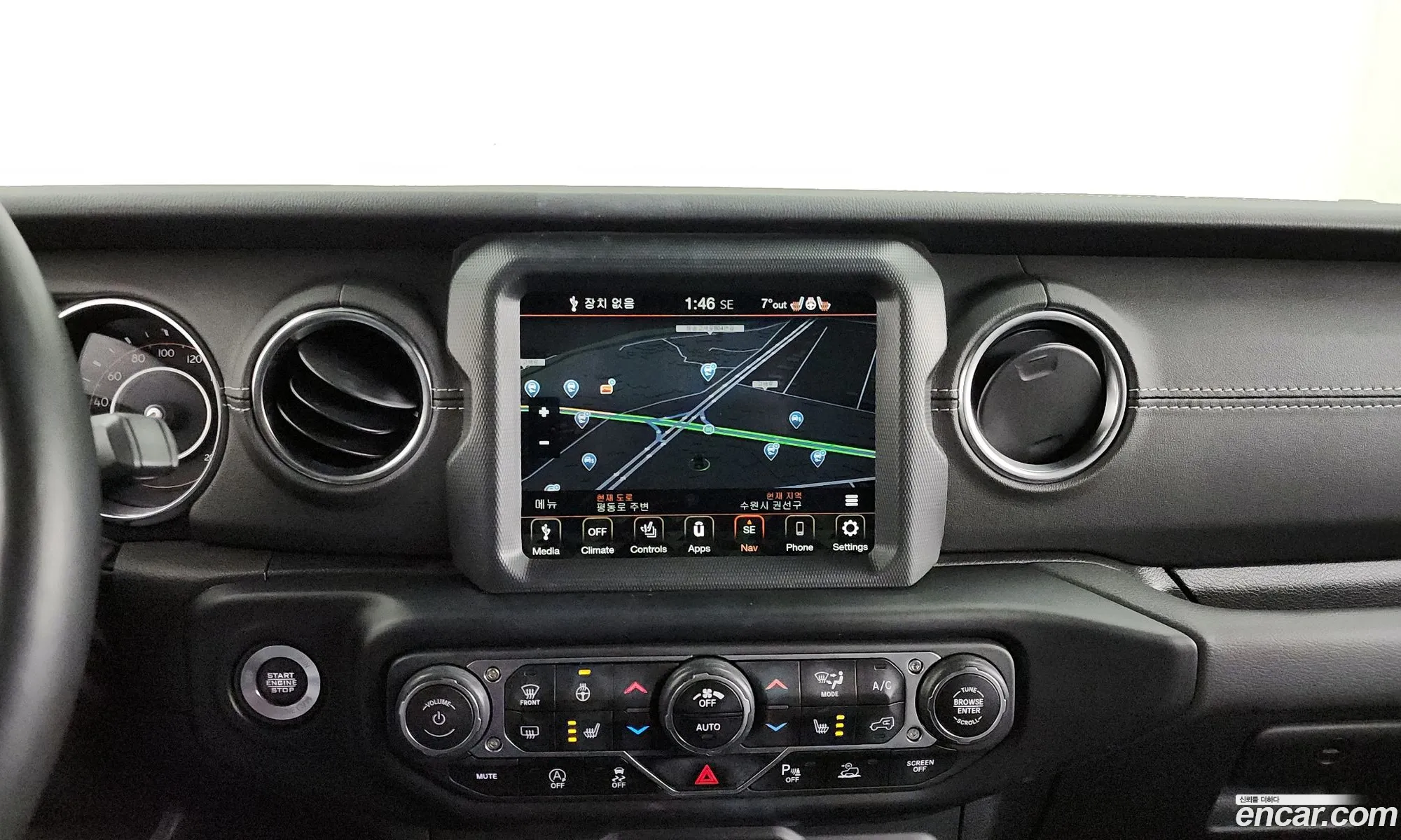 Jeep Wrangler 2022 — 17
