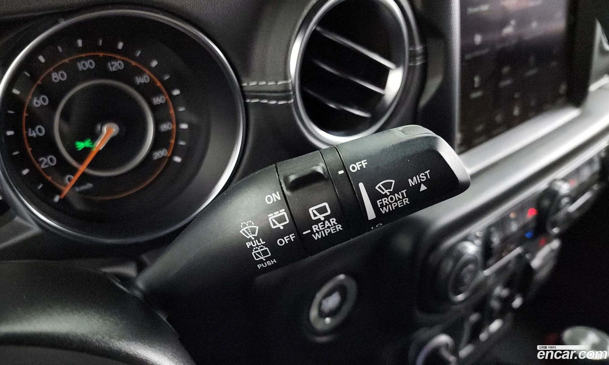 Jeep Wrangler 2022 — 20