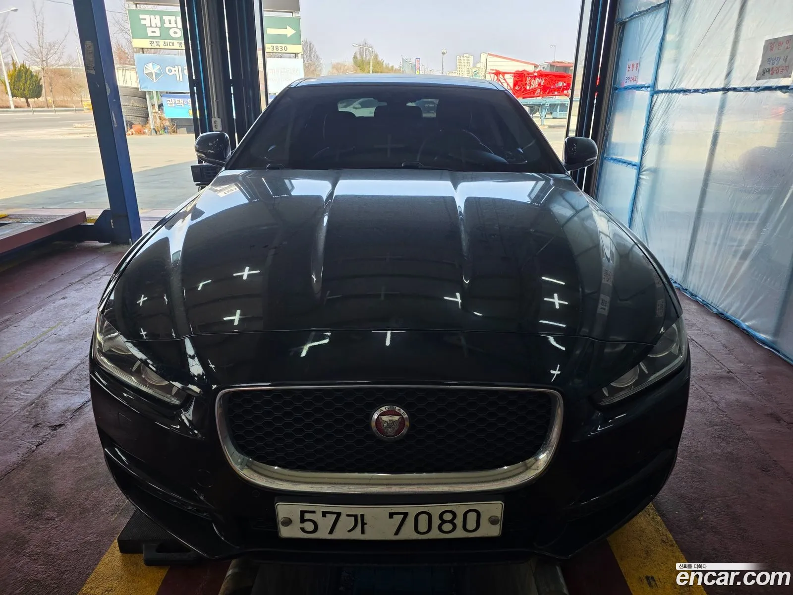 Jaguar XE 2015 — 20