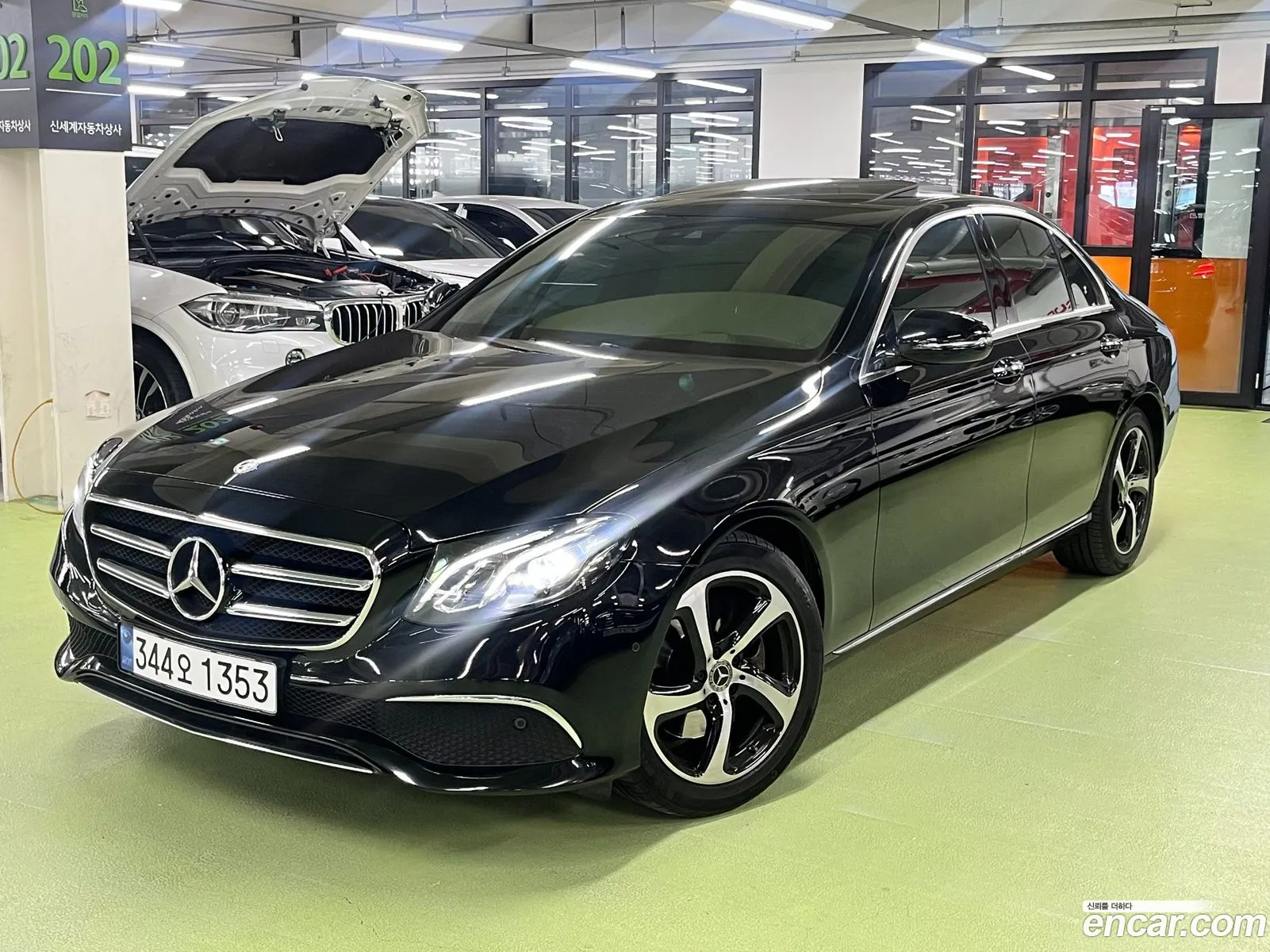 Mercedes-Benz E-Class W213 2020 — 19