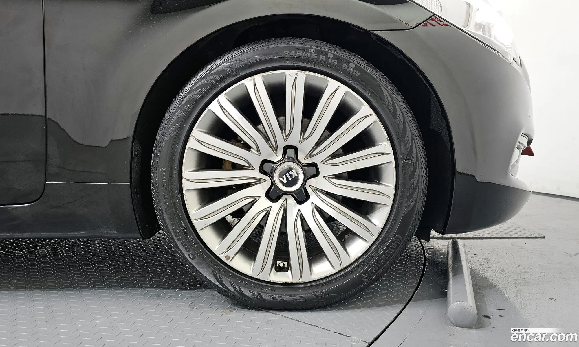 Kia K9 2013 — 14