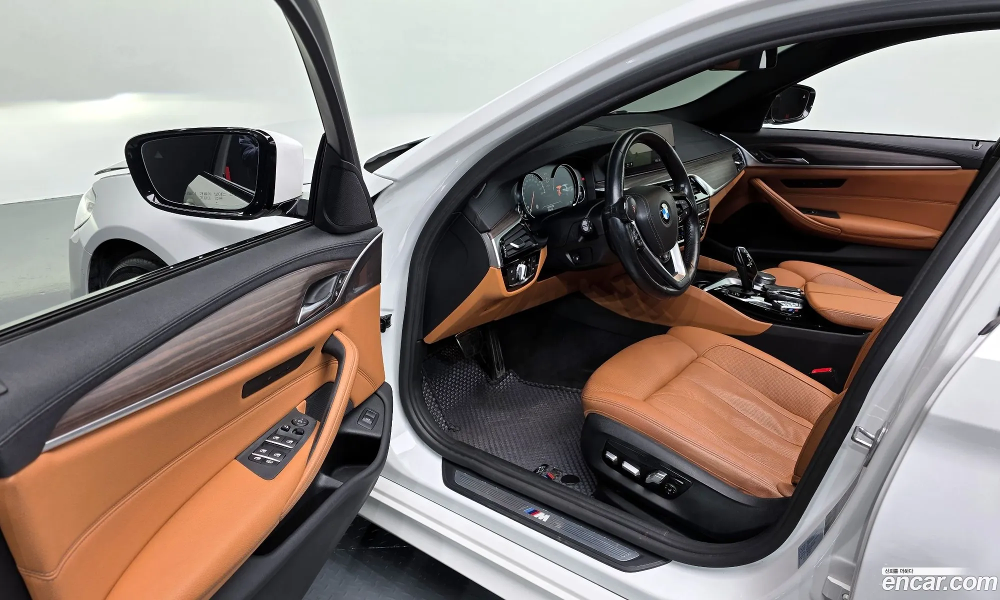 BMW 5 Series 2017 — 13