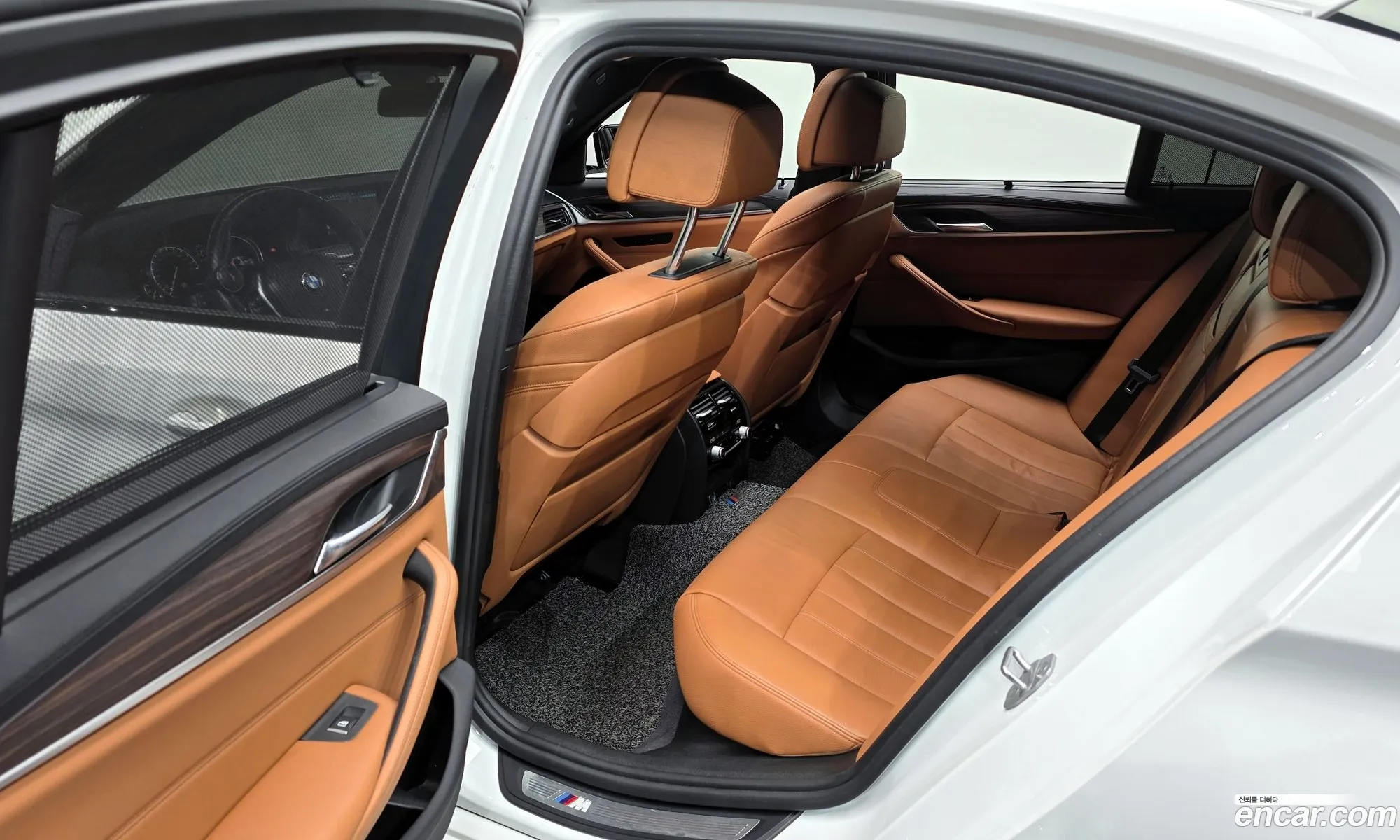 BMW 5 Series 2017 — 11