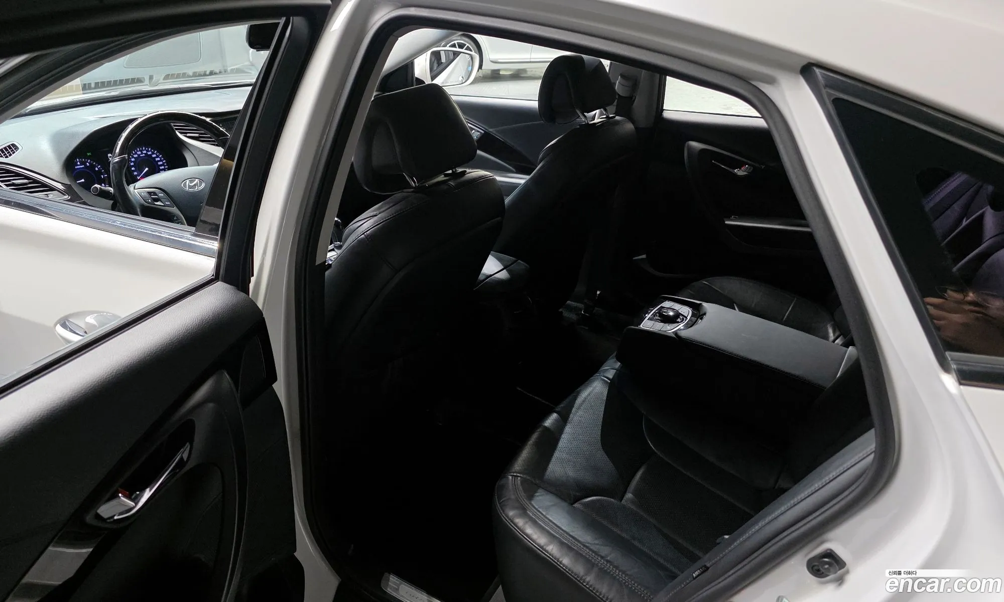 Hyundai Grandeur HG 2014 — 6