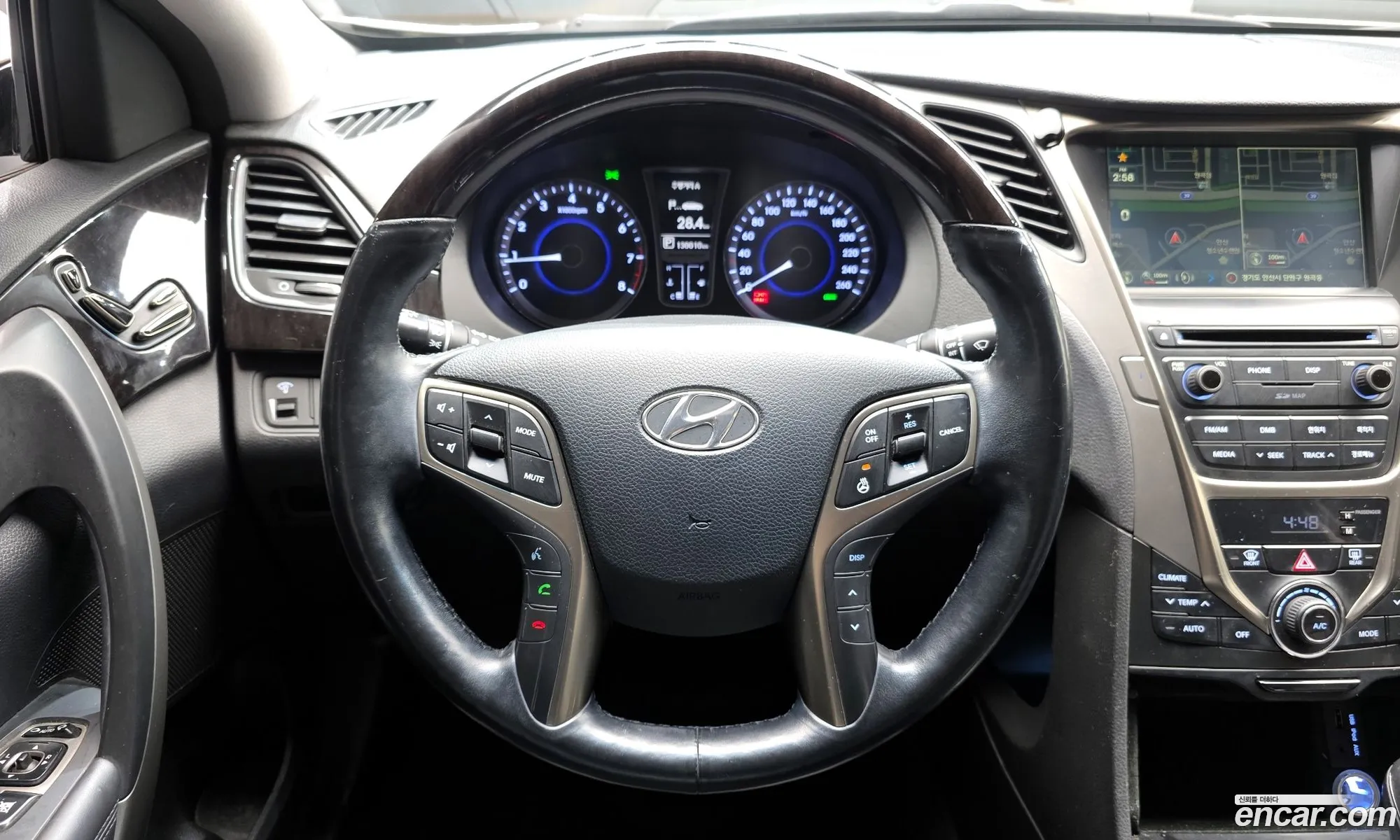 Hyundai Grandeur HG 2014 — 19