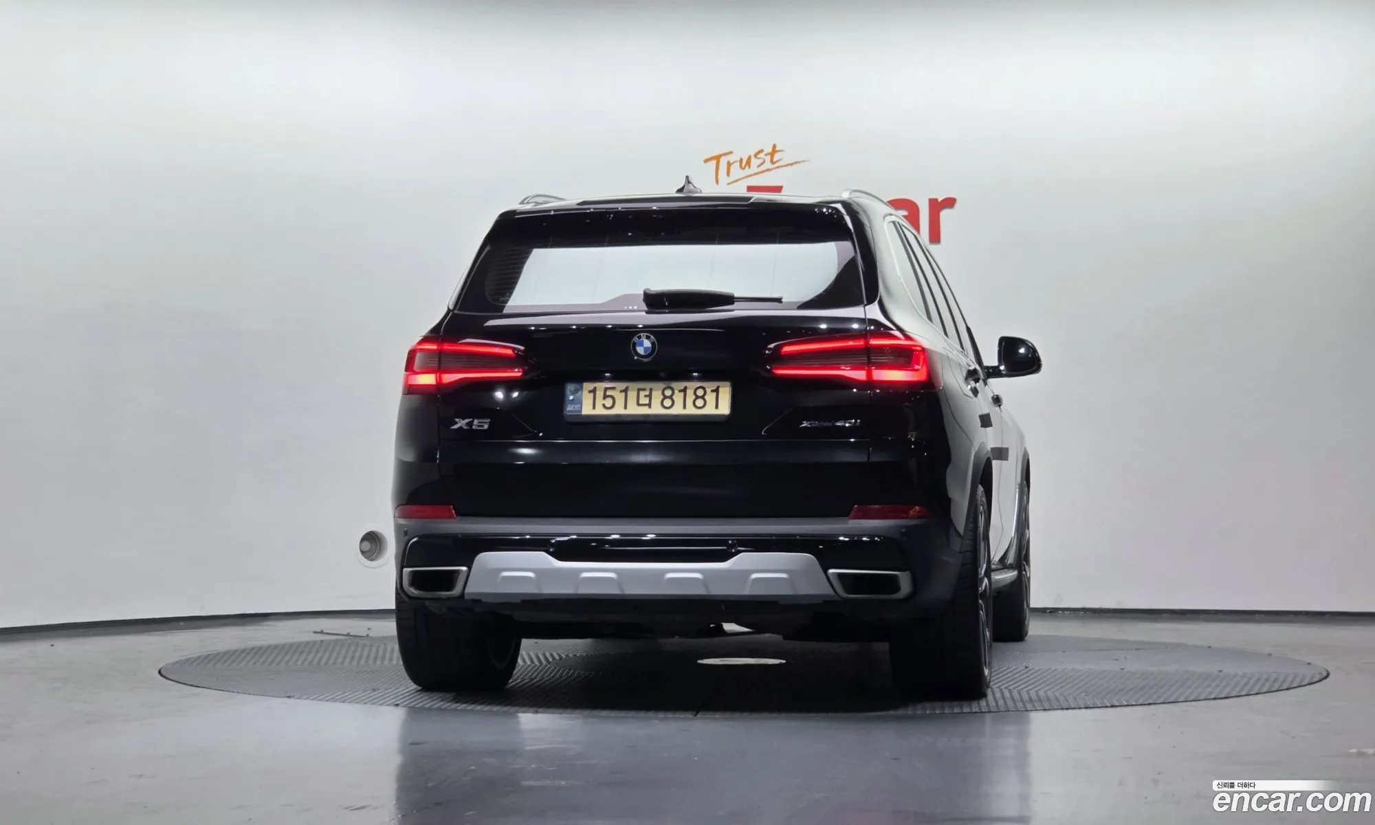 BMW X5 2021 — 18