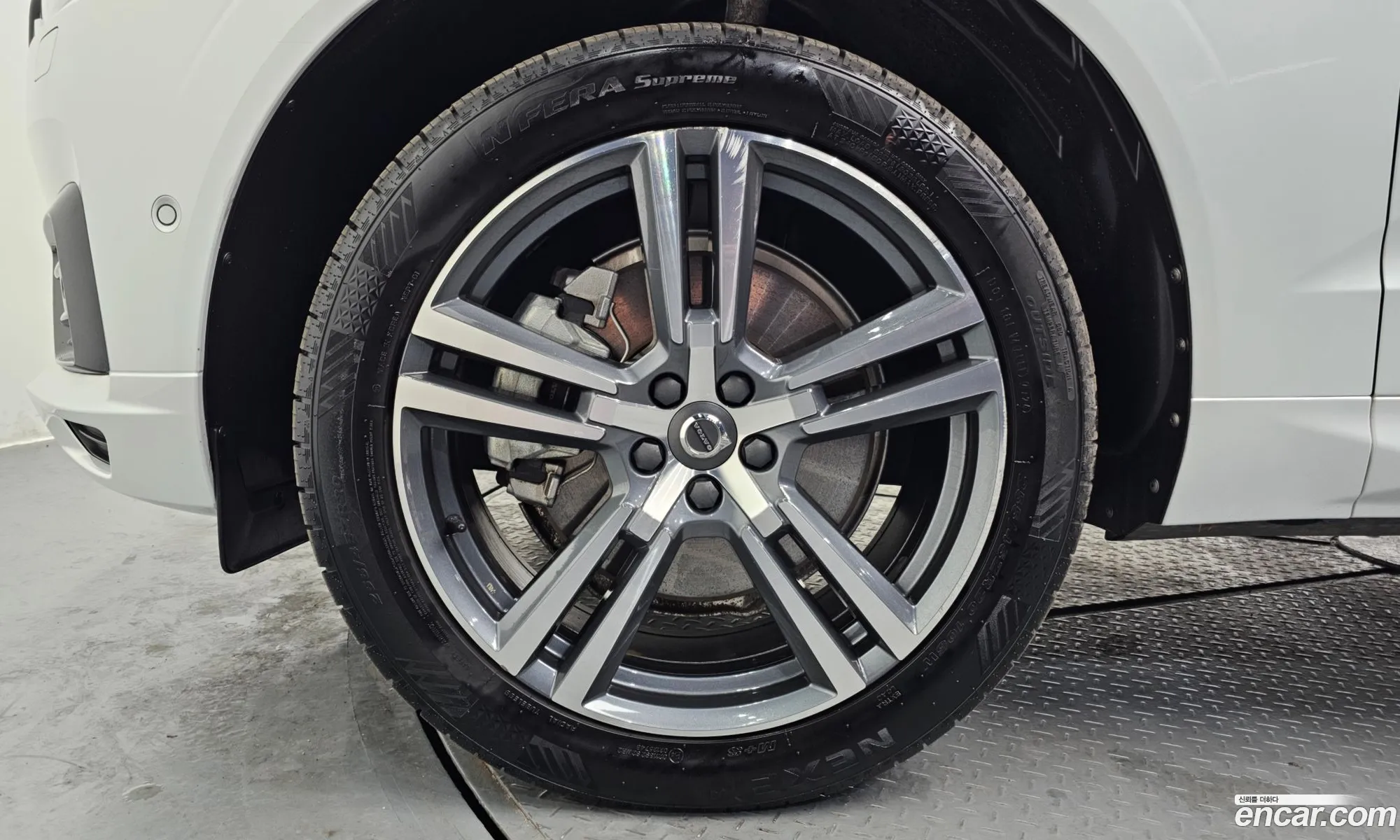 Volvo XC60 2020 — 5