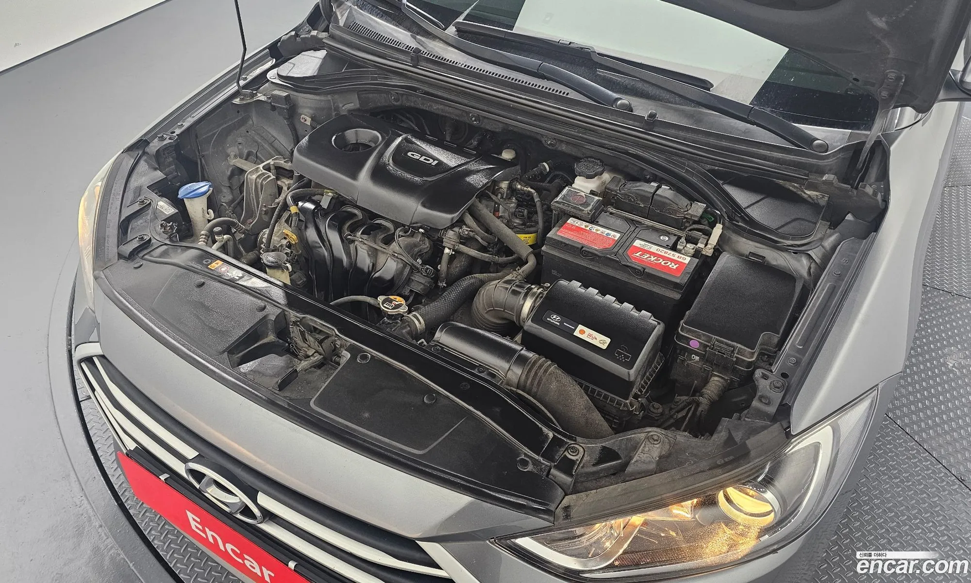 Hyundai Elantra AD 2016 — 13