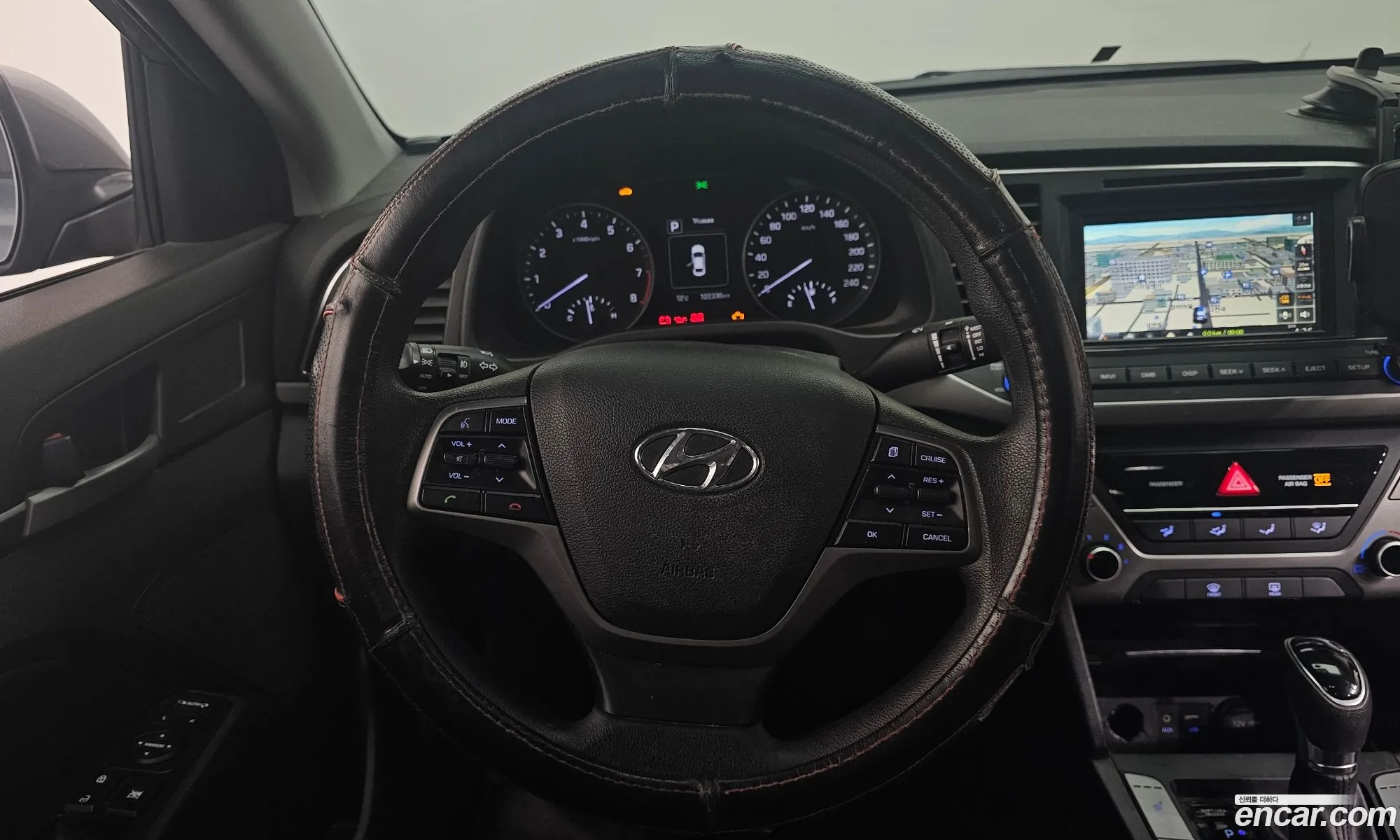 Hyundai Elantra AD 2016 — 20