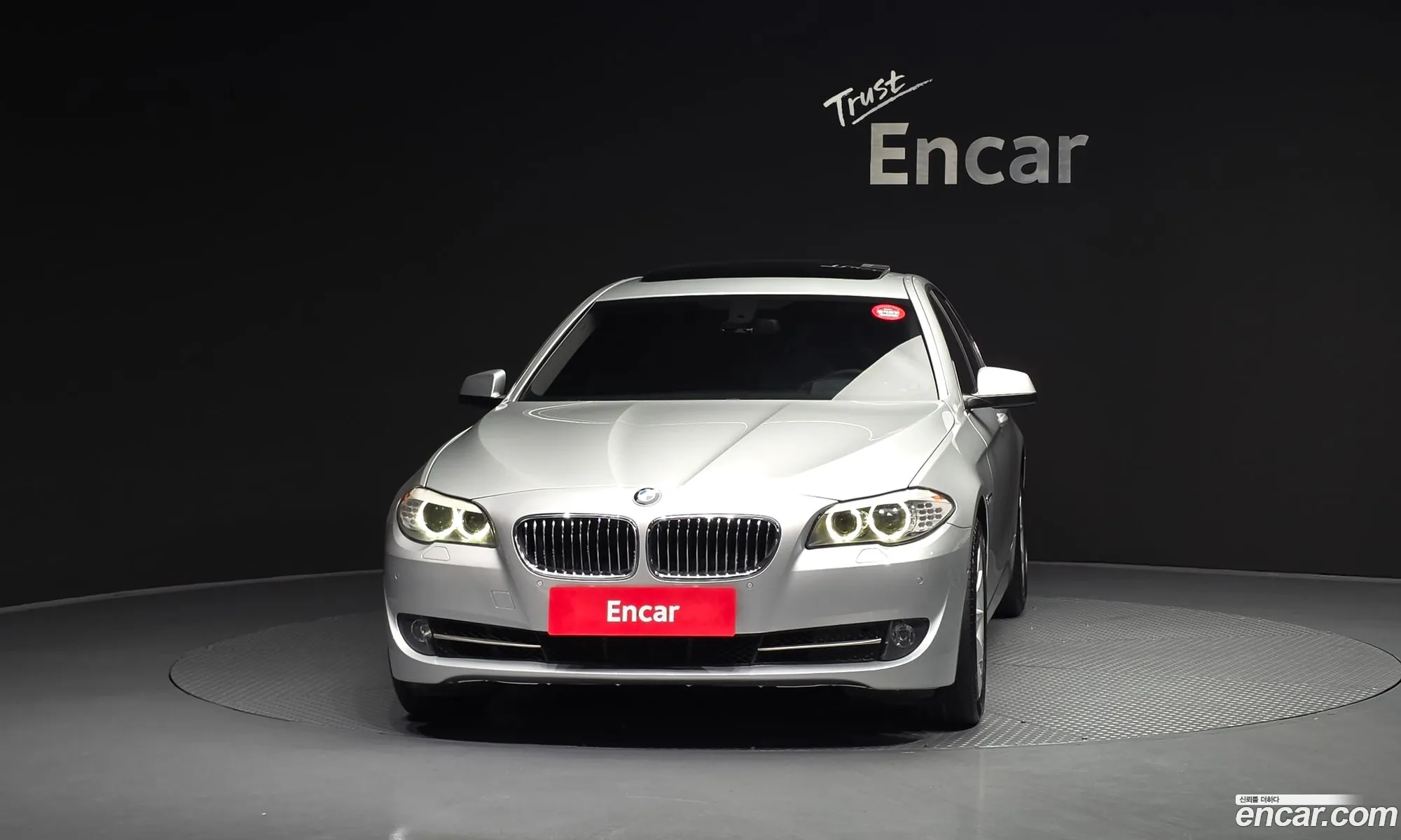 BMW 5 Series 2013 WBAXG3106DDW43264 — 2