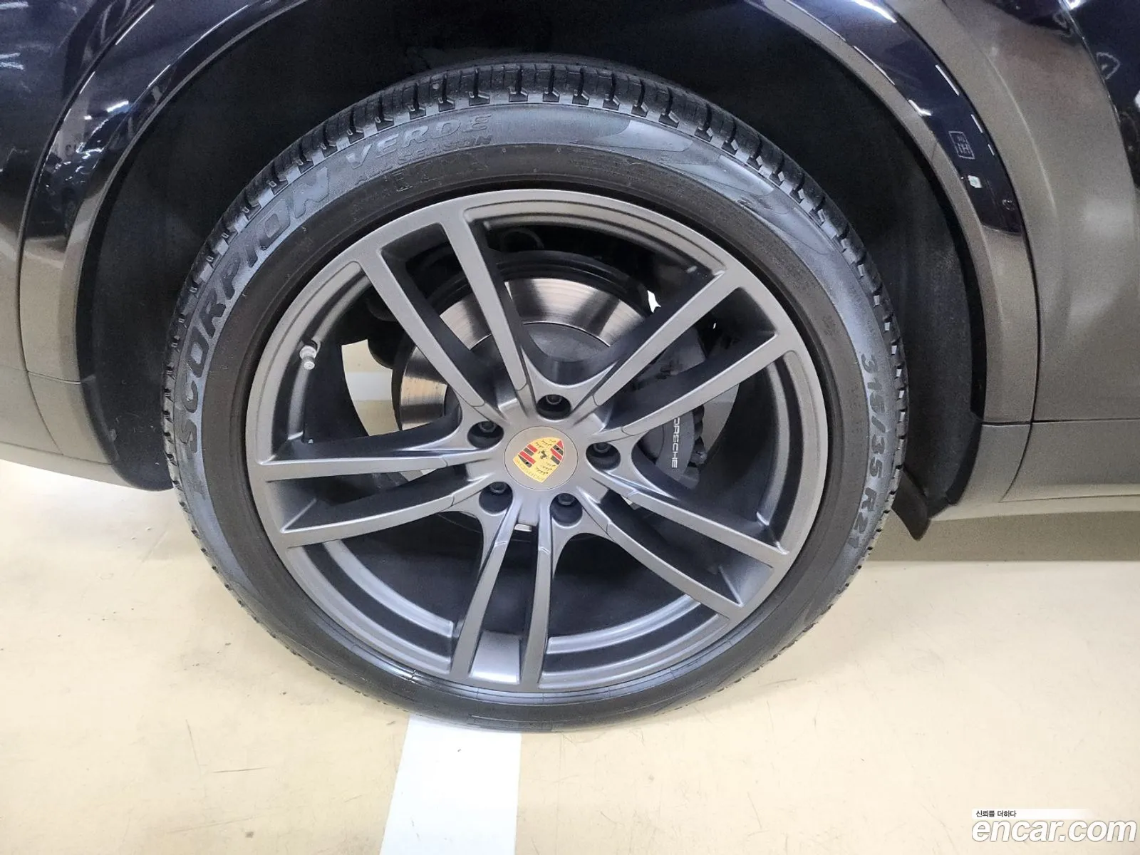 Porsche Cayenne 2022 — 8