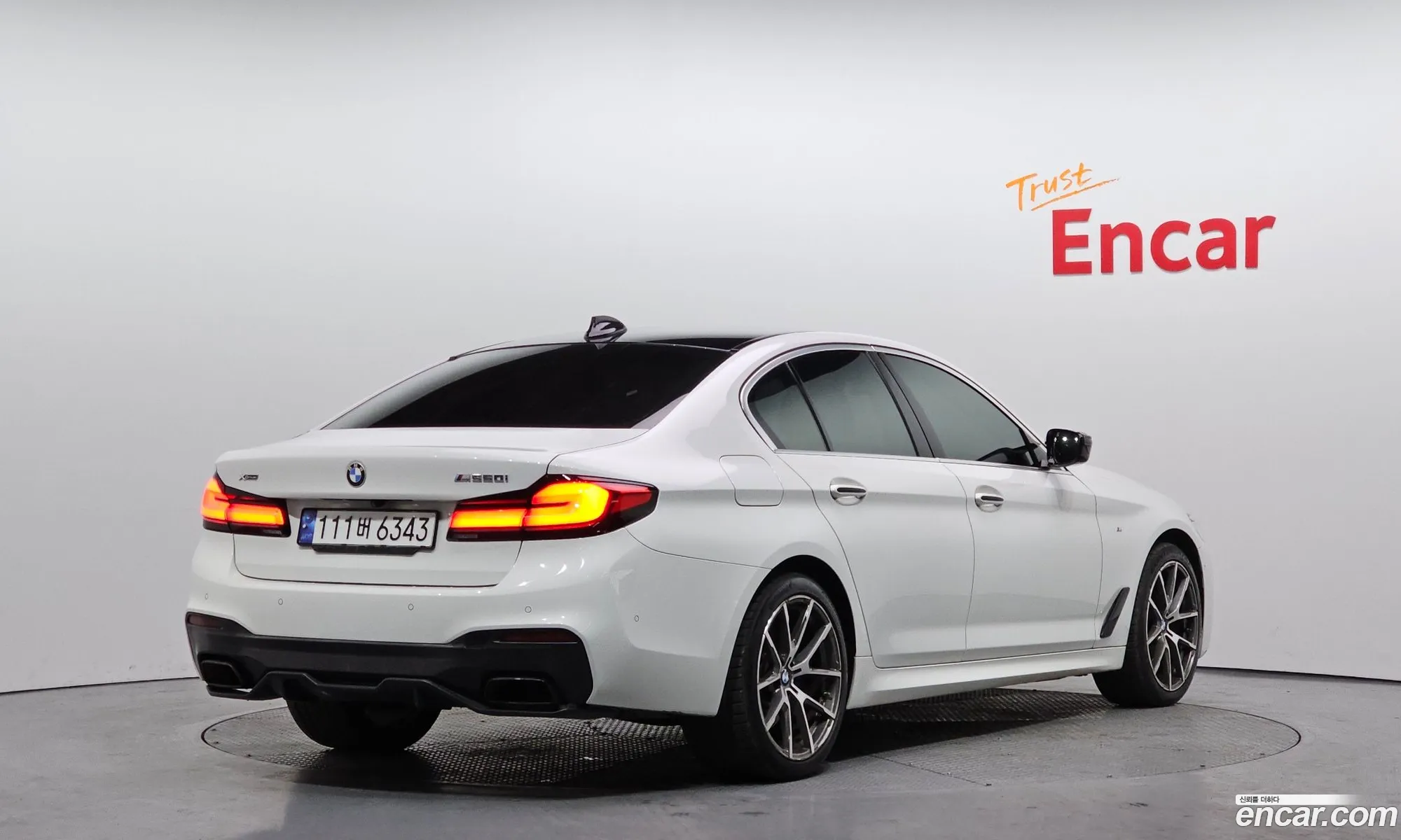 BMW 5 Series 2017 — 12