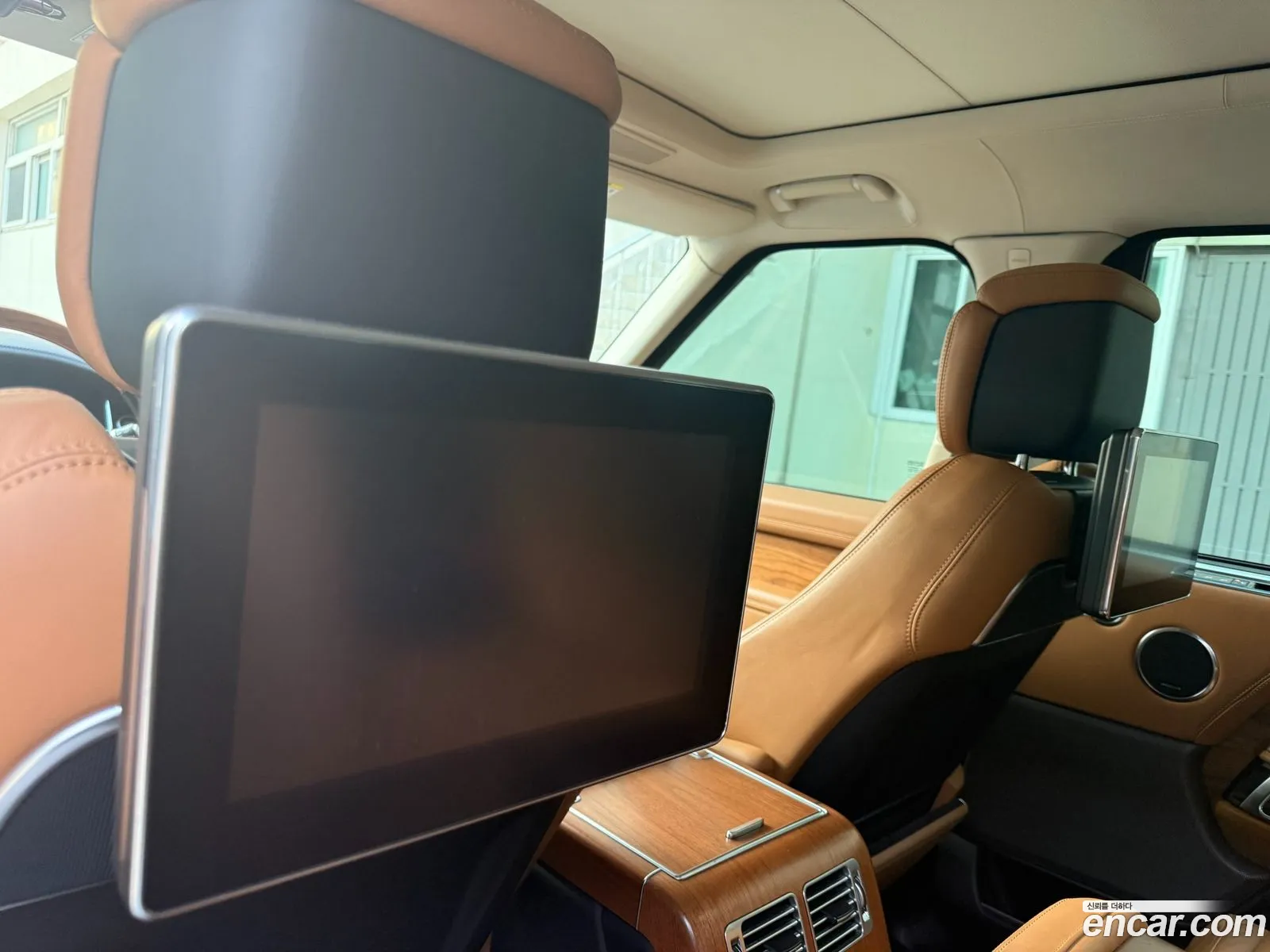 Land Rover Range Rover 2020 — 11