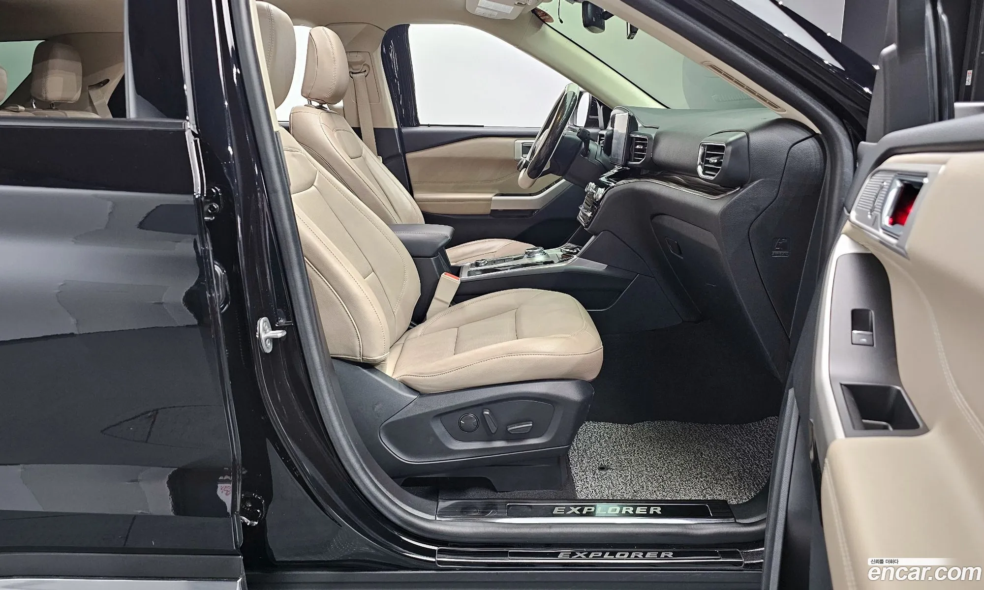 Ford Explorer 6th Gen 2022 1FMSK8FH7NGB80411 — 19