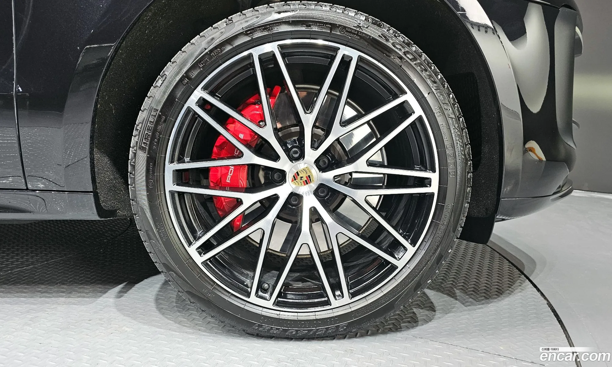 Porsche Macan 2023 WP1AF2956RLB50010 — 8