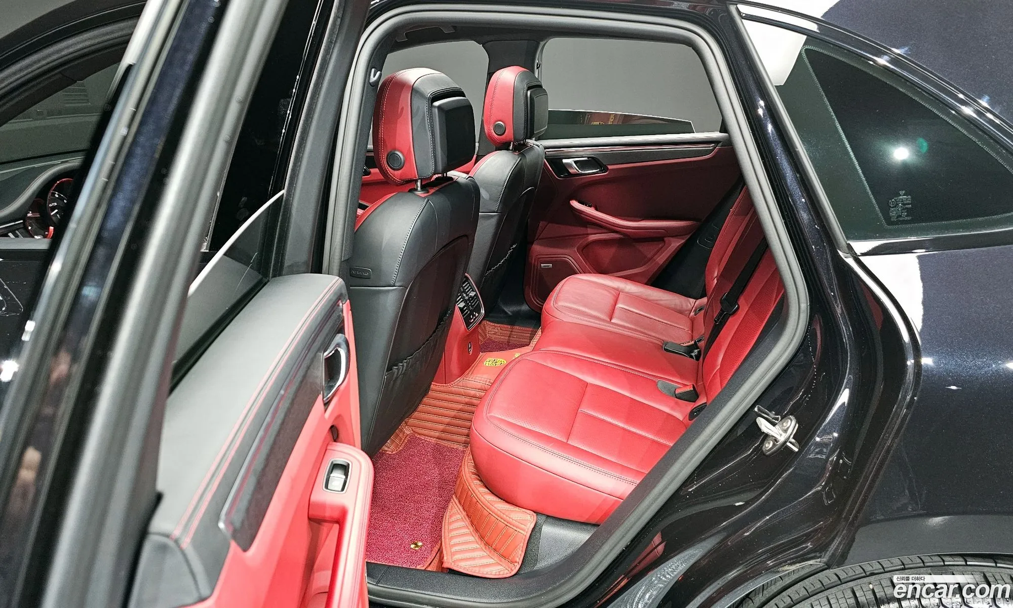 Porsche Macan 2023 WP1AF2956RLB50010 — 7