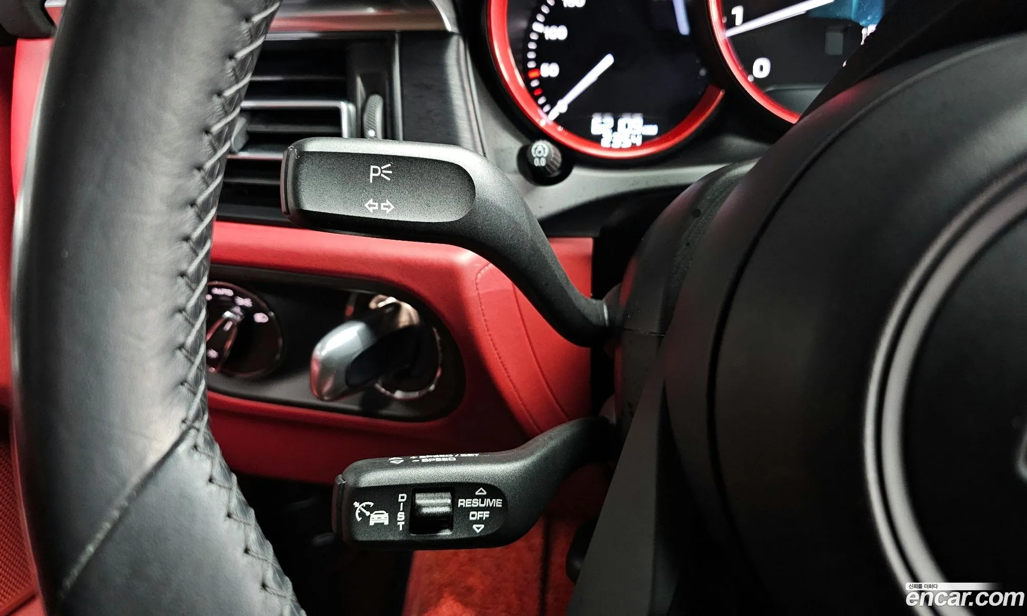 Porsche Macan 2023 WP1AF2956RLB50010 — 9
