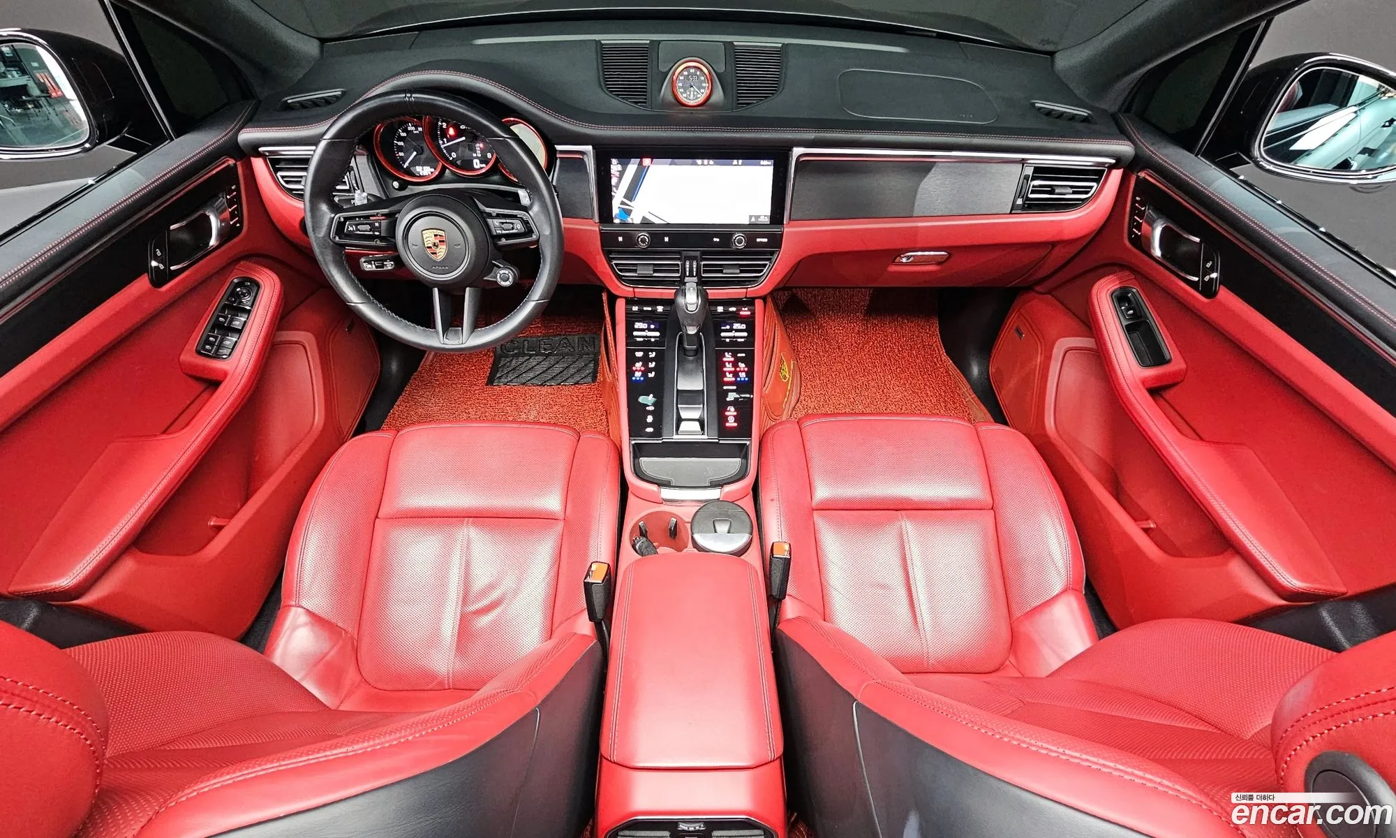 Porsche Macan 2023 WP1AF2956RLB50010 — 18