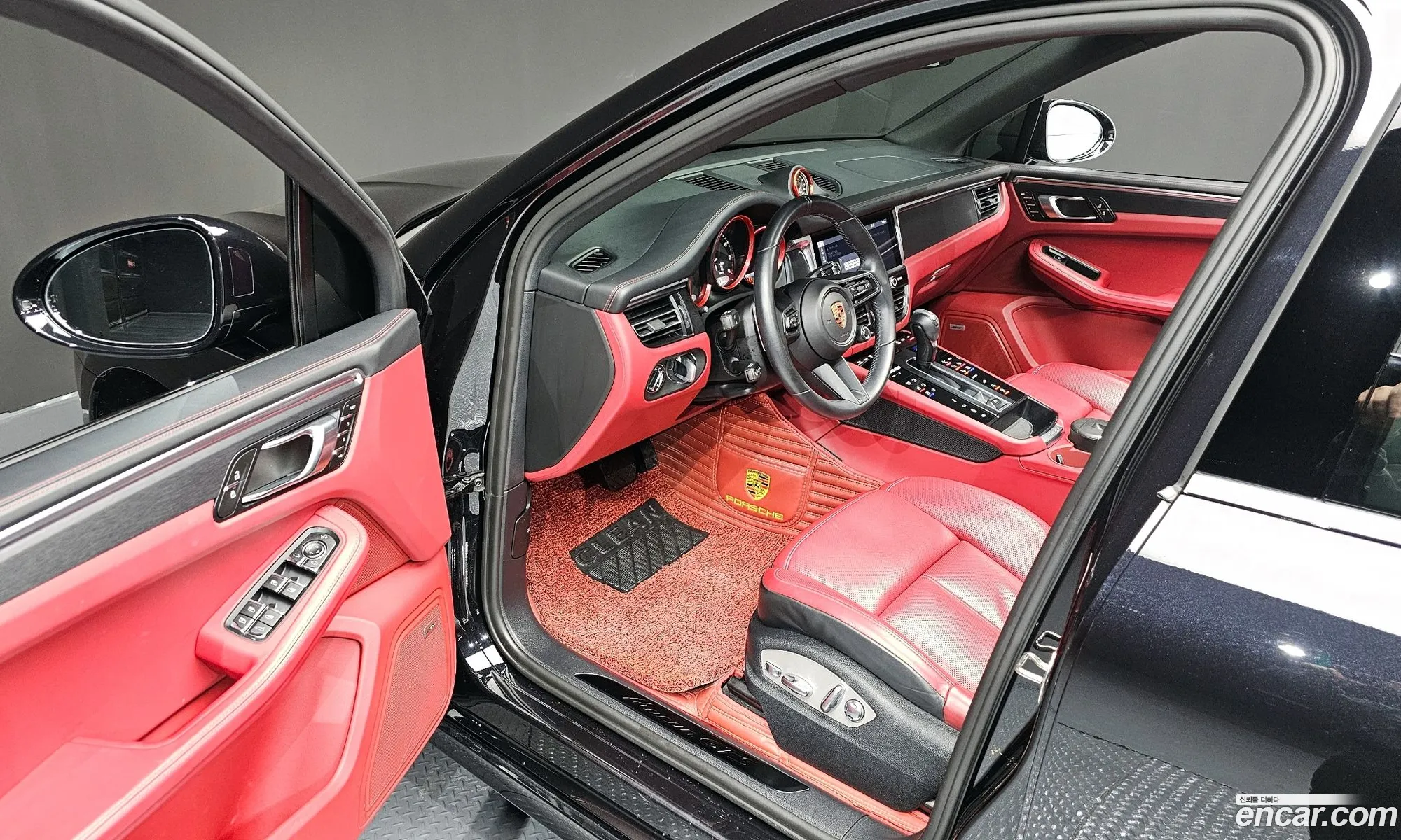 Porsche Macan 2023 WP1AF2956RLB50010 — 11