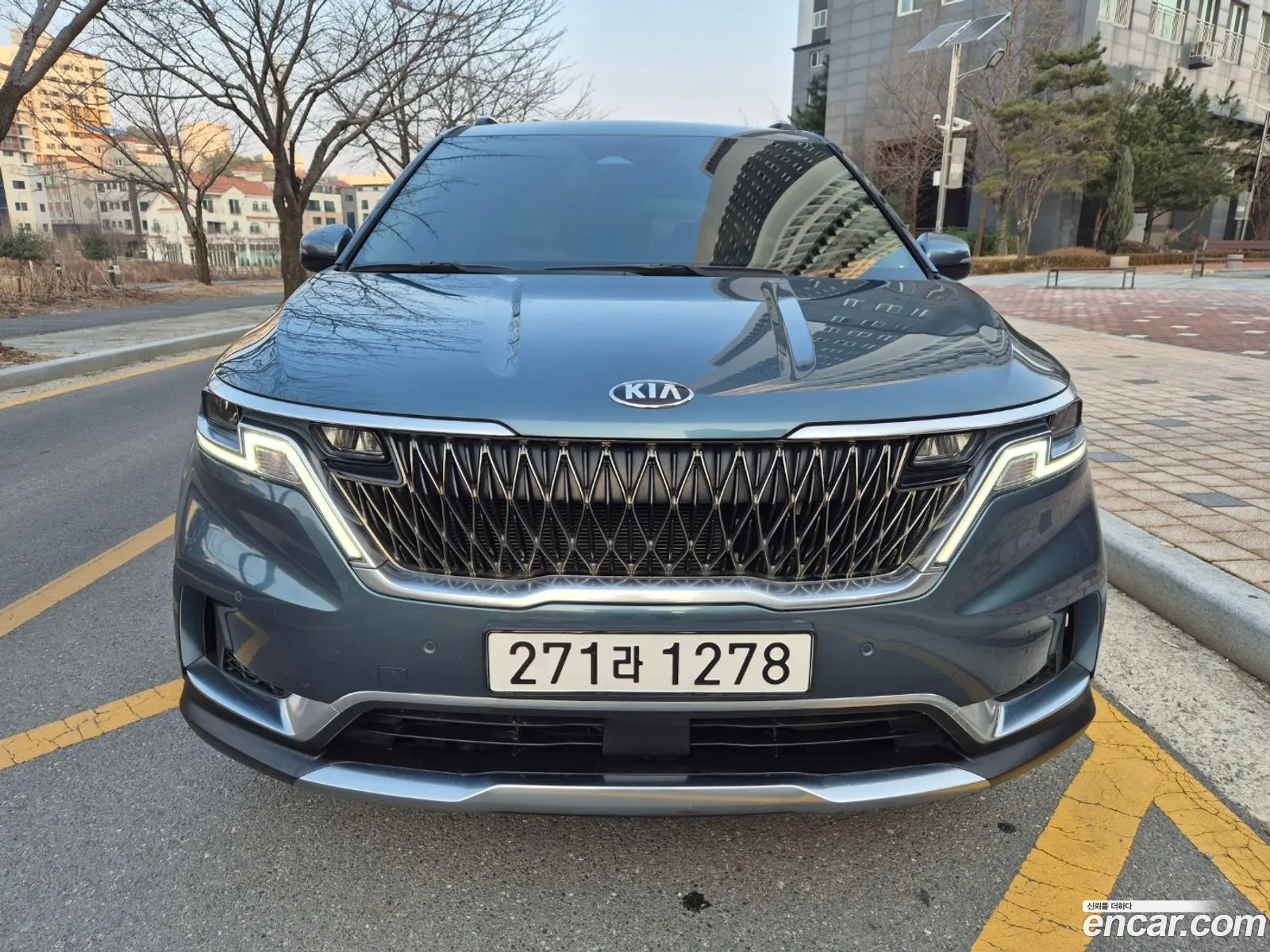 Kia Carnival 2021 — 7