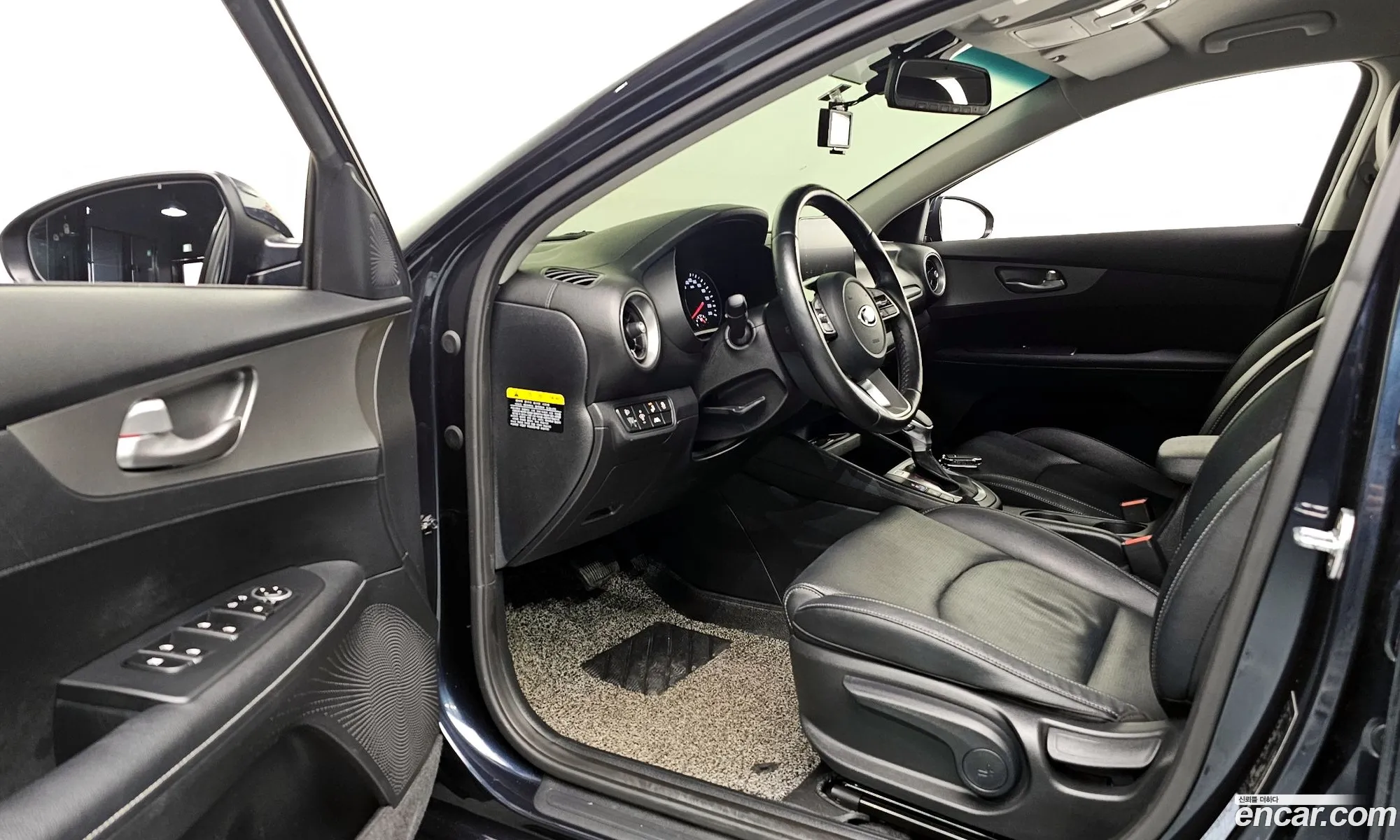 Kia K3 2018 — 14