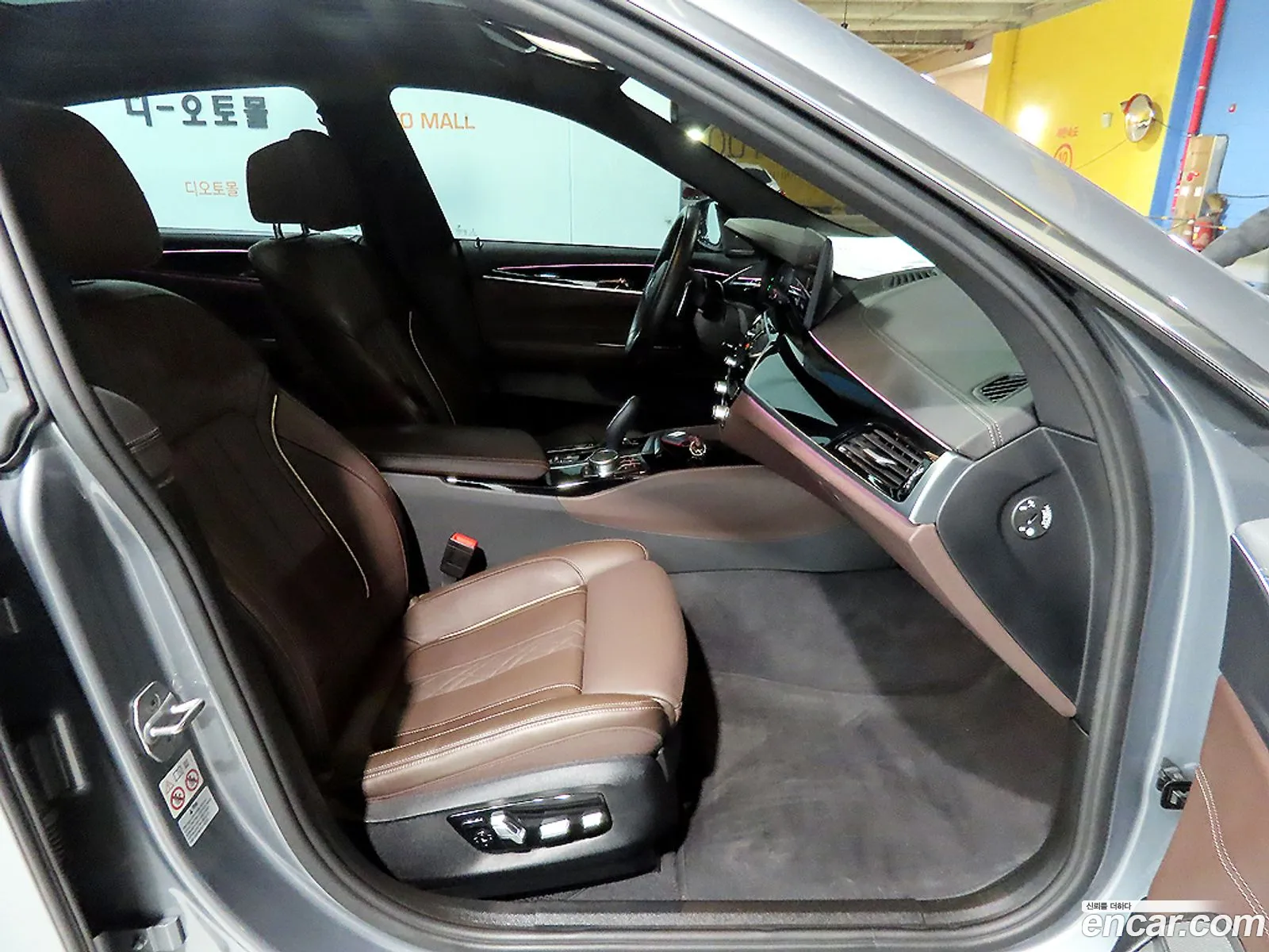 BMW 6 Series GT 2023 — 14