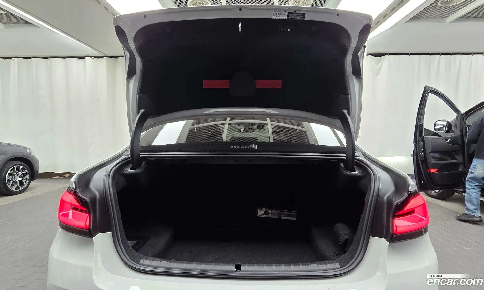 BMW 5 Series 2023 WBA71BH0XPCM55360 — 16