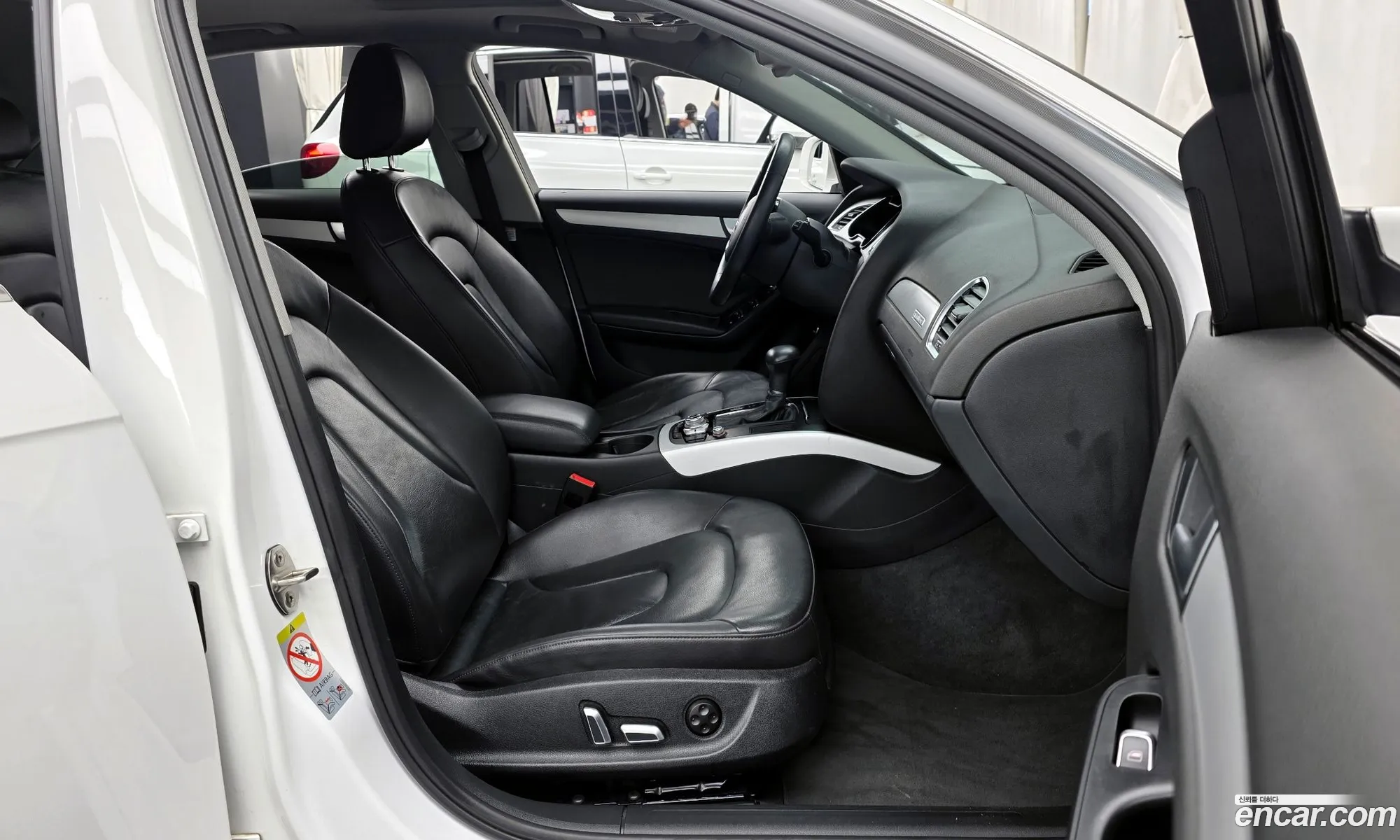 Audi A4 2015 WAUZZZ8K5FN035133 — 12
