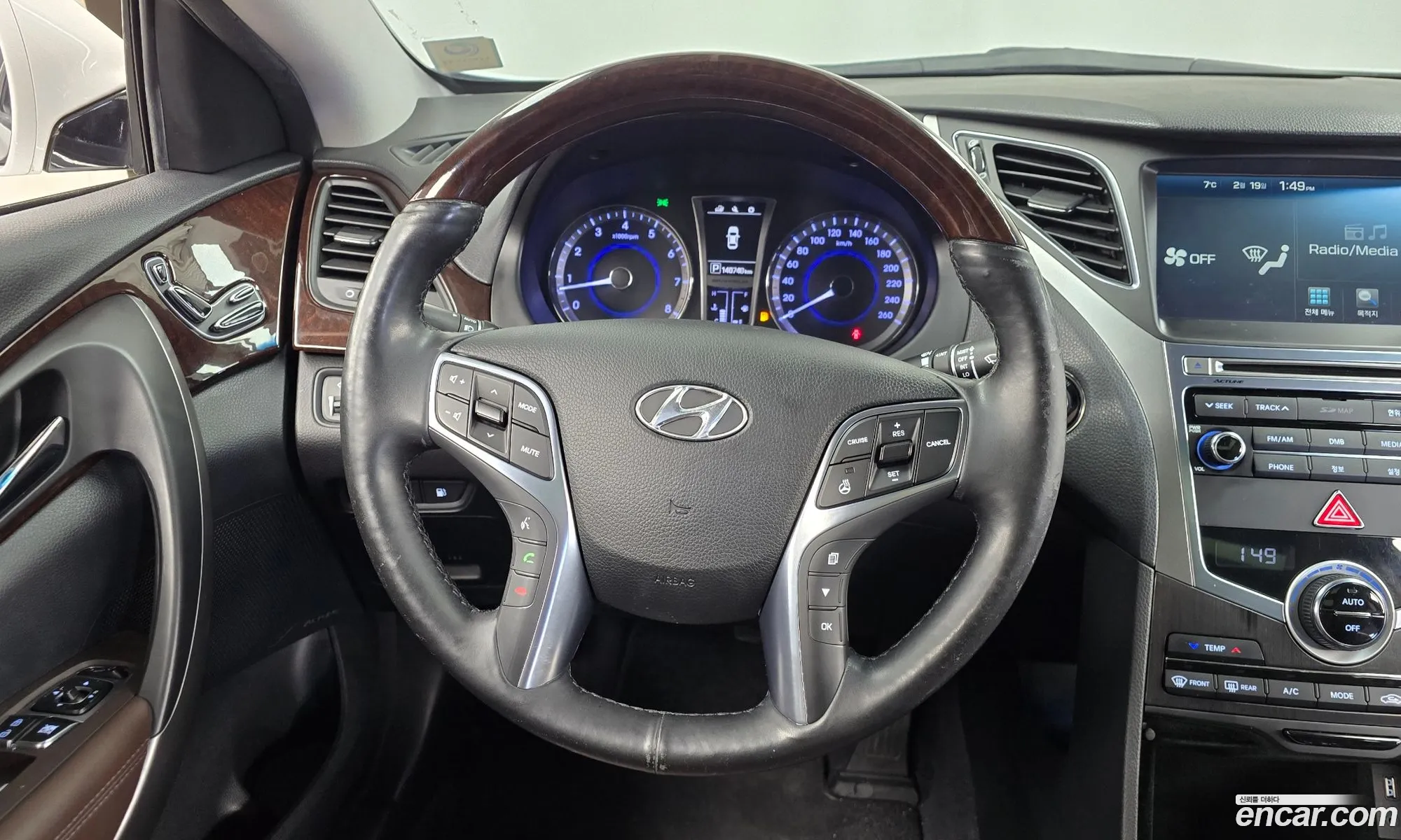 Hyundai Grandeur HG 2014 — 14