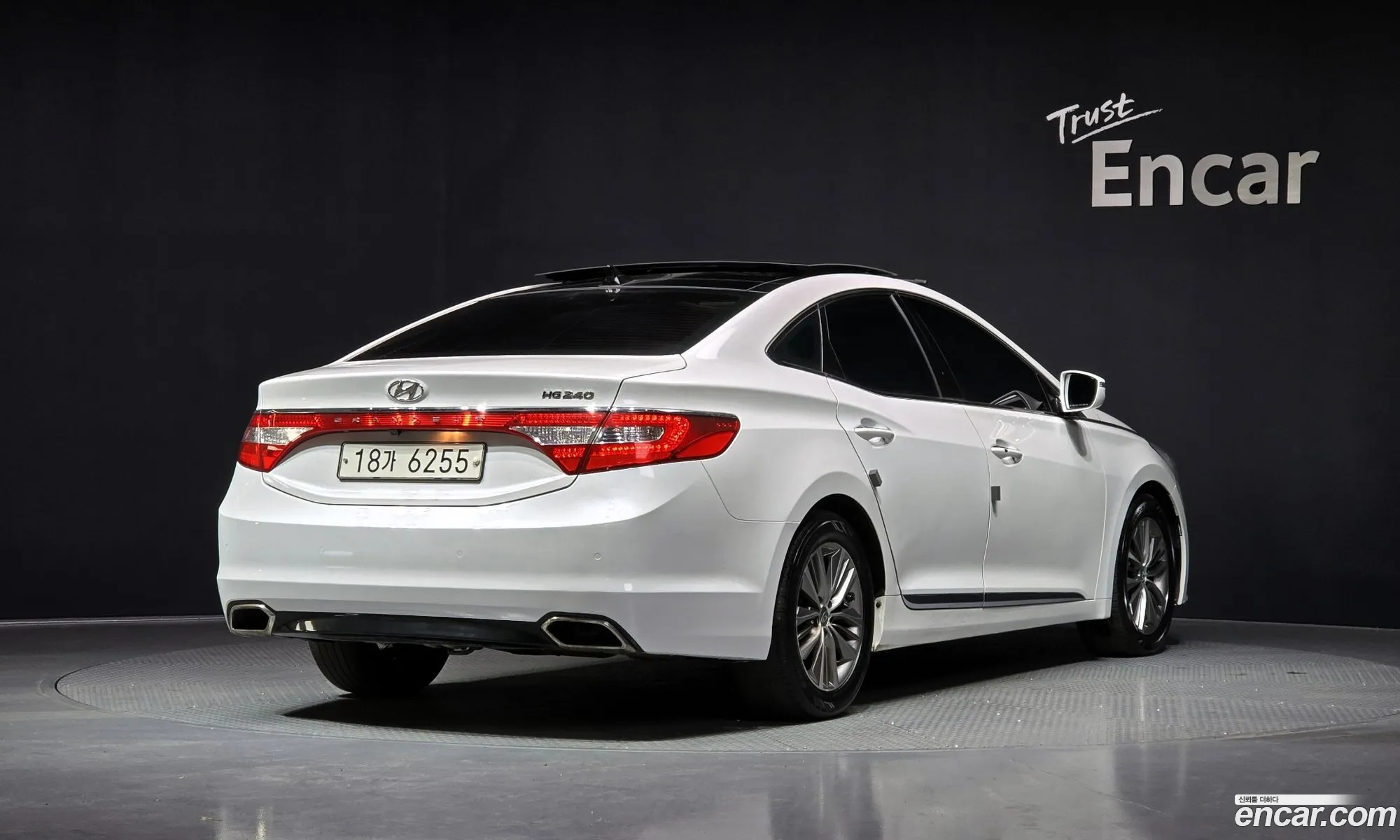 Hyundai Grandeur HG 2014 — 19