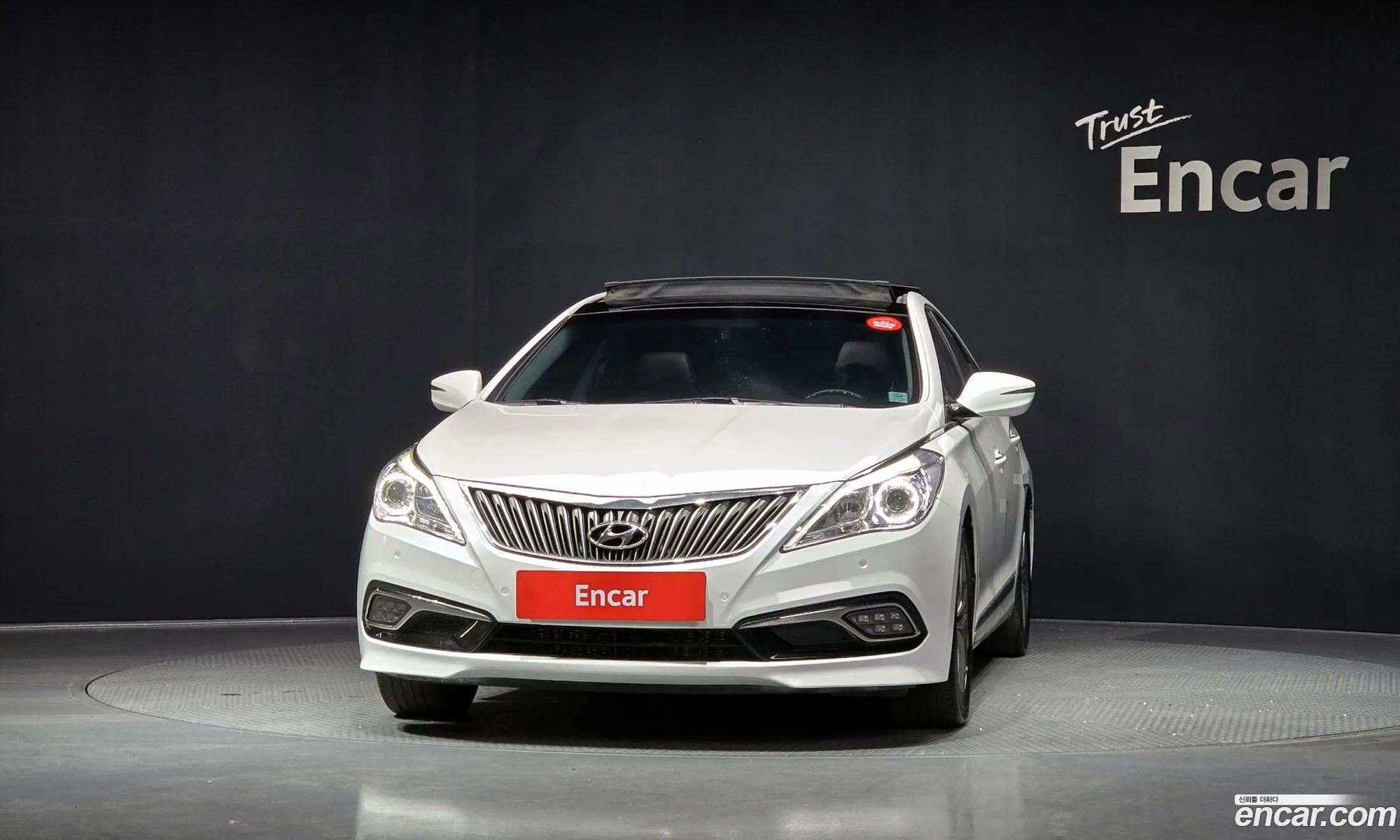 Hyundai Grandeur HG 2014 — 12