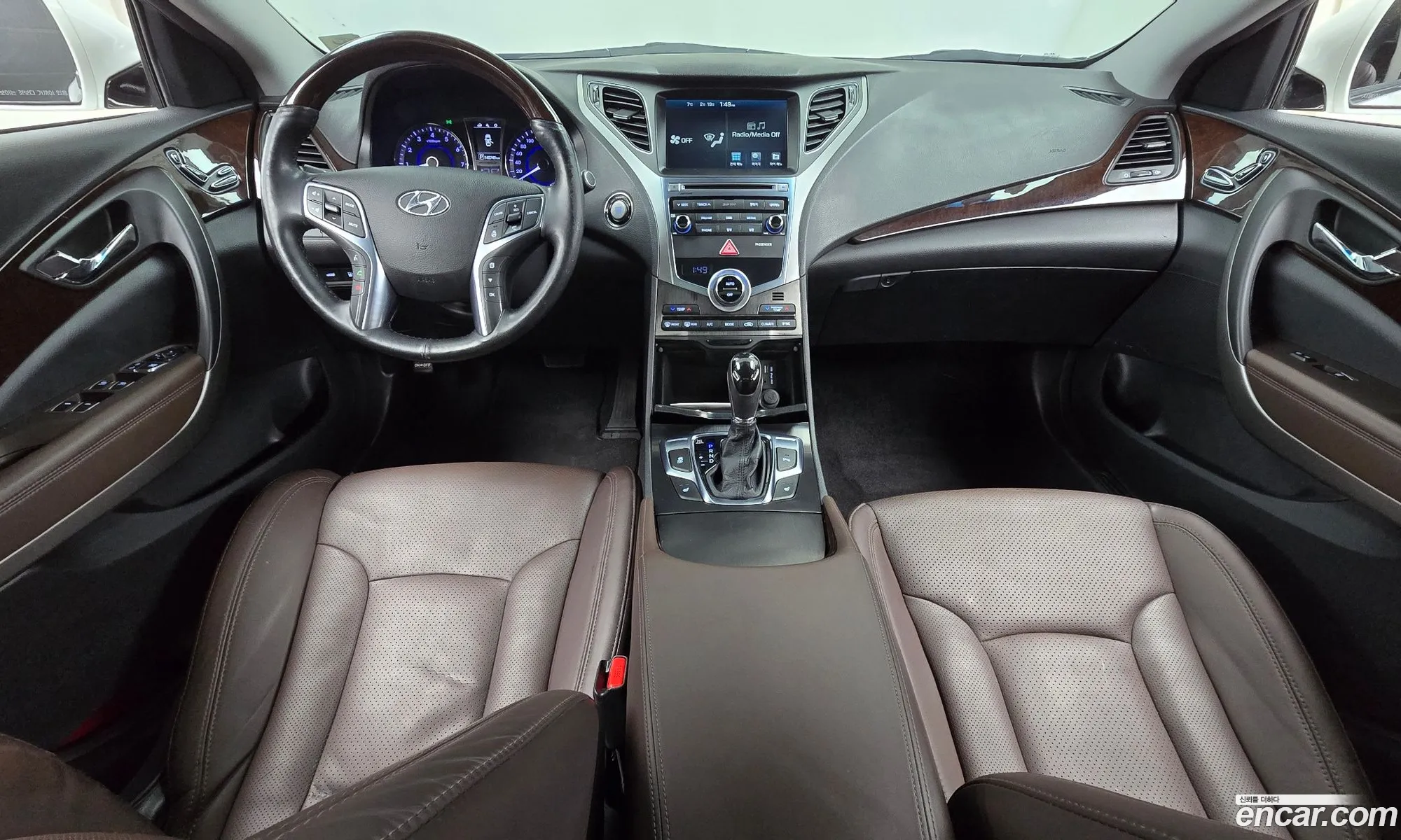 Hyundai Grandeur HG 2014 — 16
