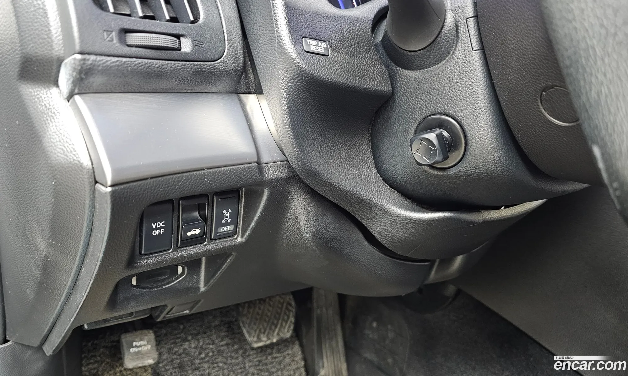 Infiniti G25 2011 JNKDV61E3BM450865 — 17