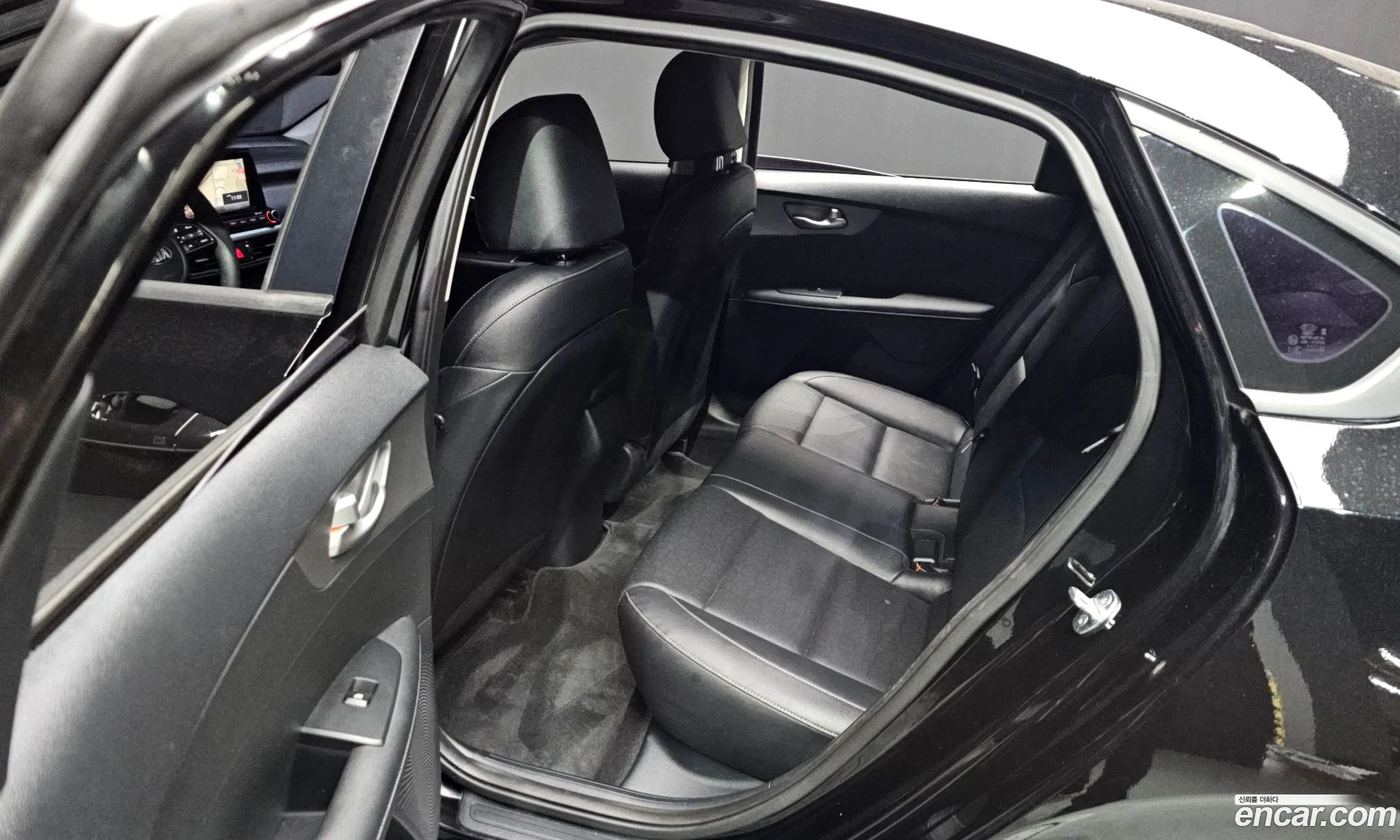 Kia K3 2019 — 7
