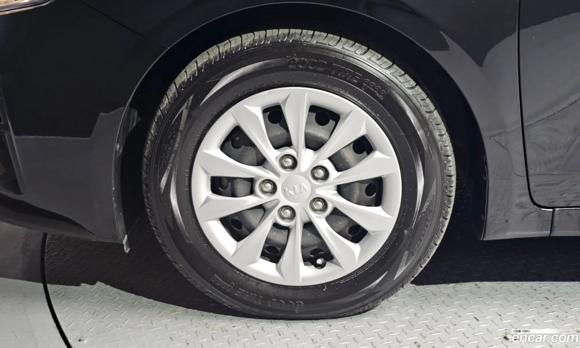 Kia K3 2019 — 15