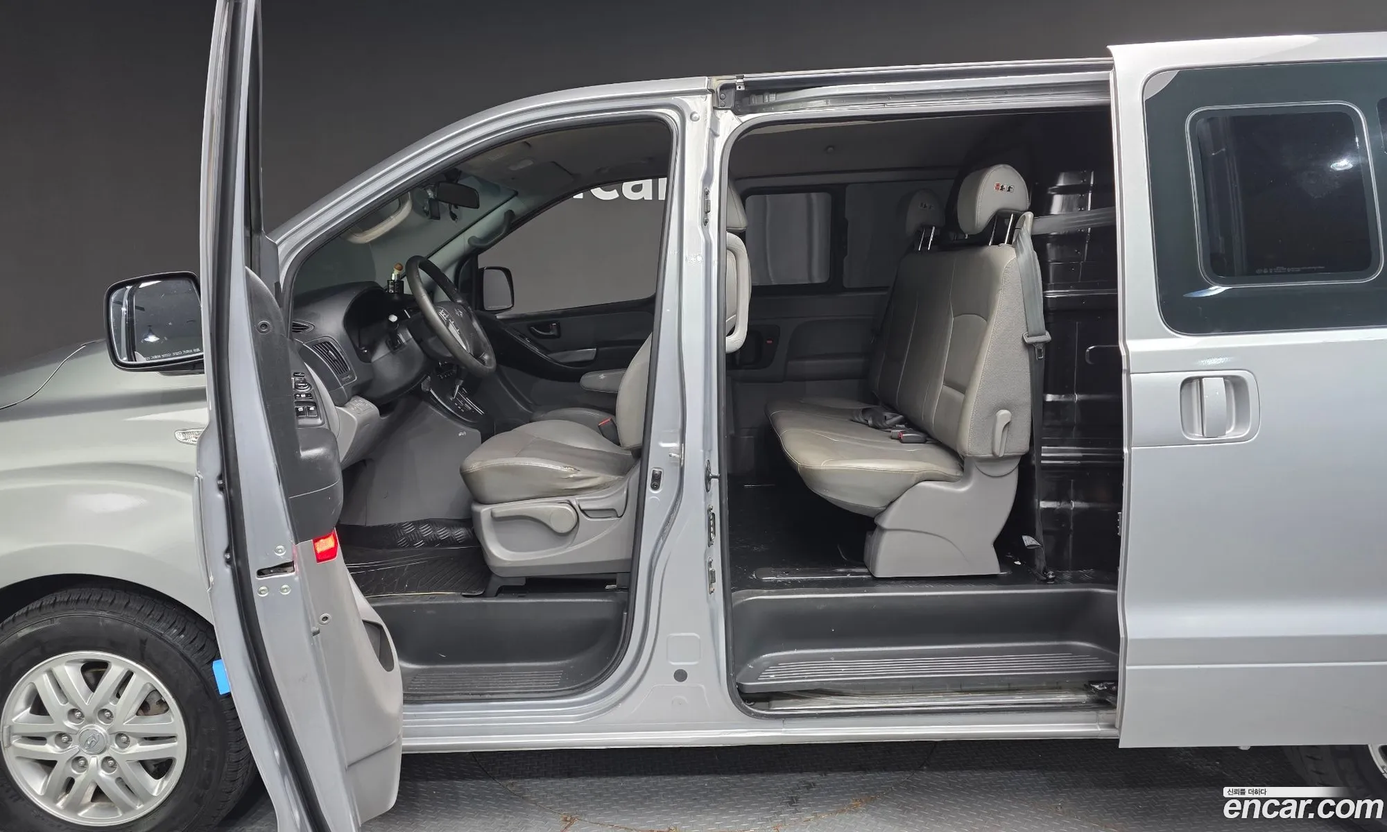 Hyundai Grand Starex 2018 — 2