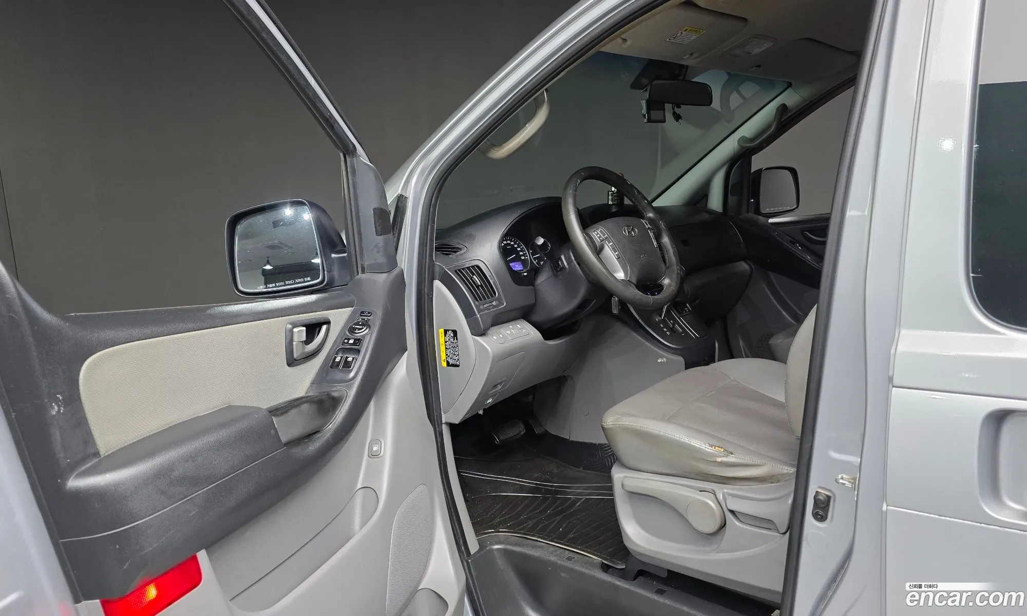 Hyundai Grand Starex 2018 — 20