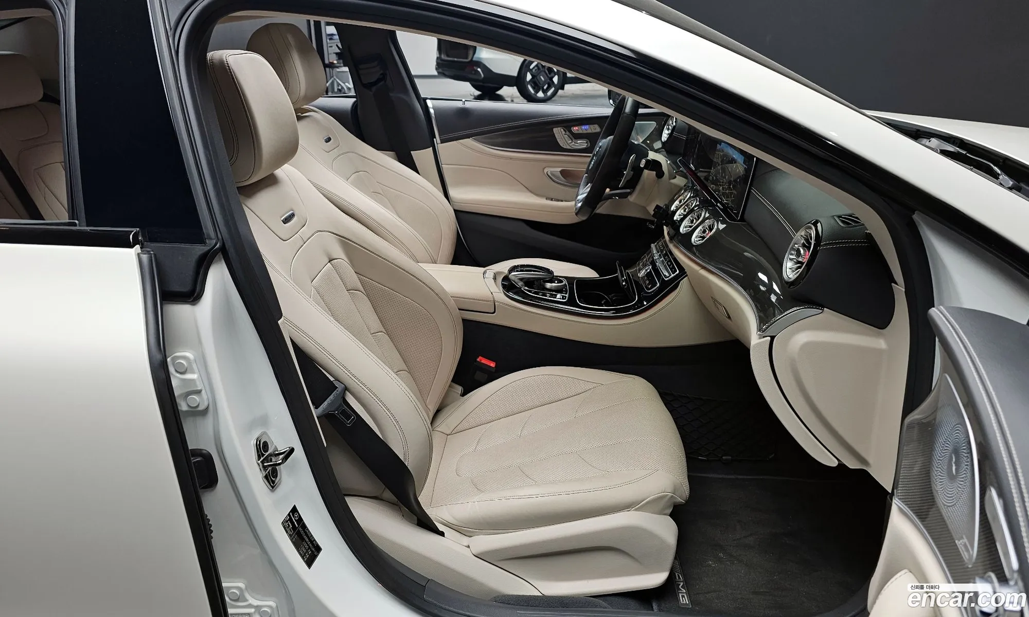 Mercedes-Benz CLS-Class C257 2019 — 11